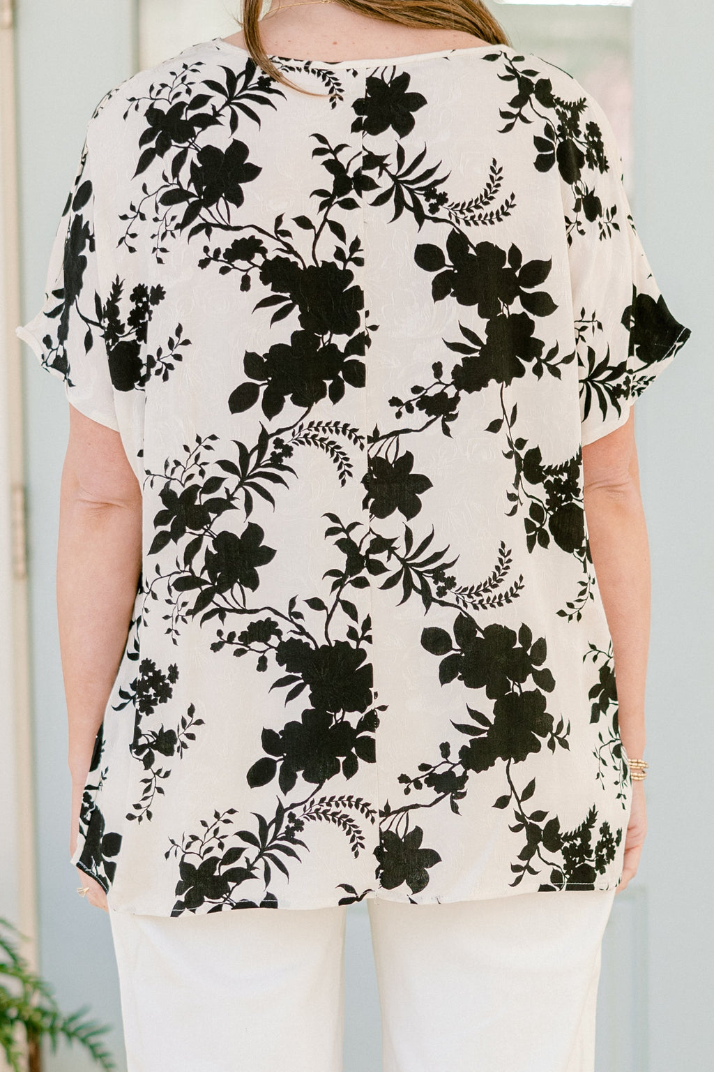 Motivated By You Top, Ivory-Black