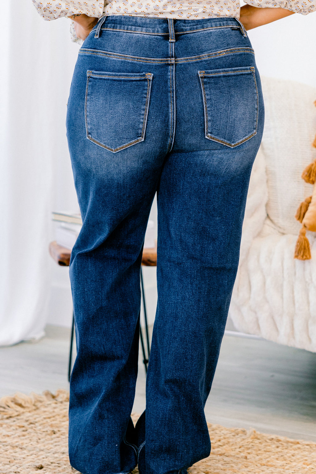 Music To My Heart Jeans, Dark Wash