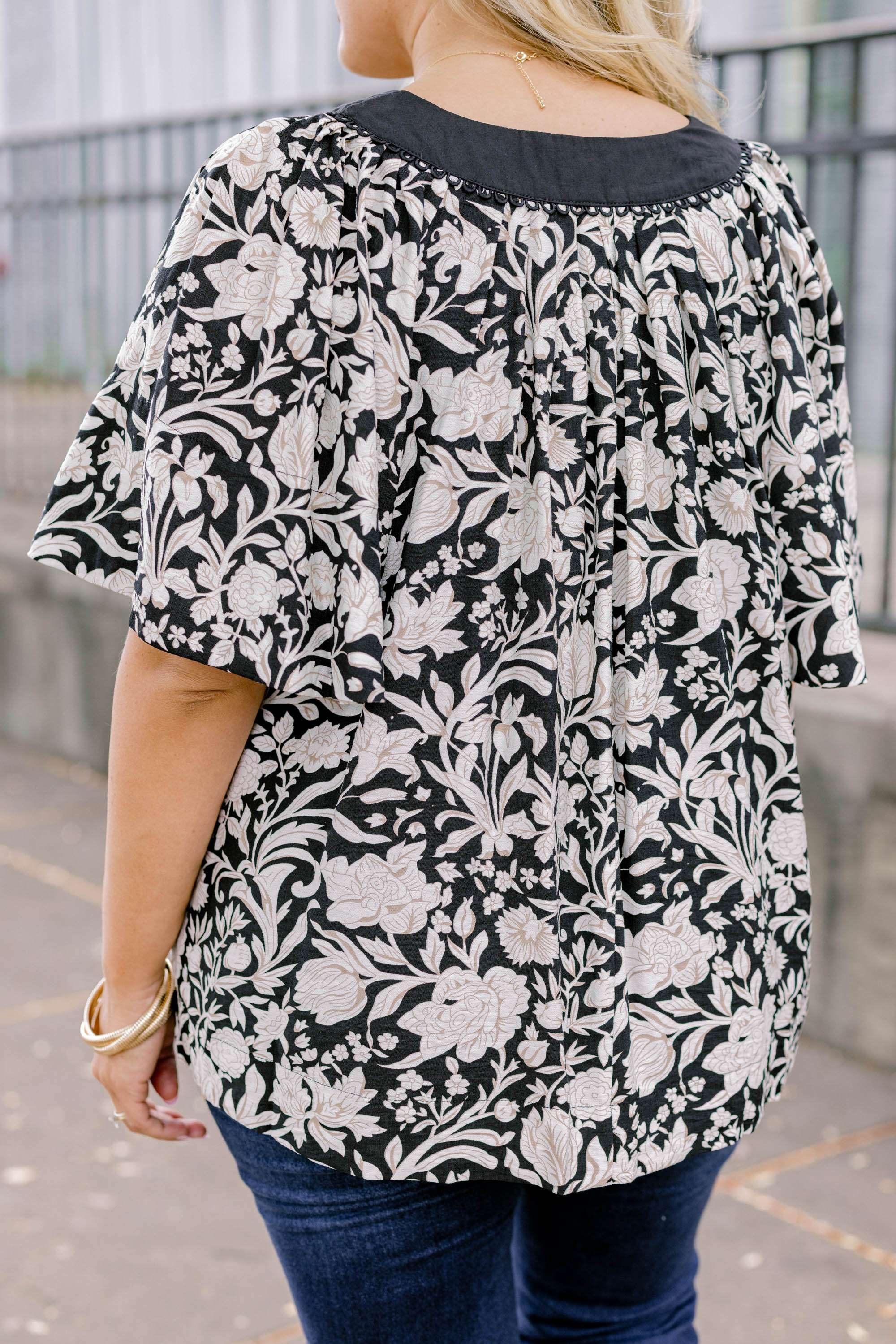 Nautical Breeze Top, Floral Black