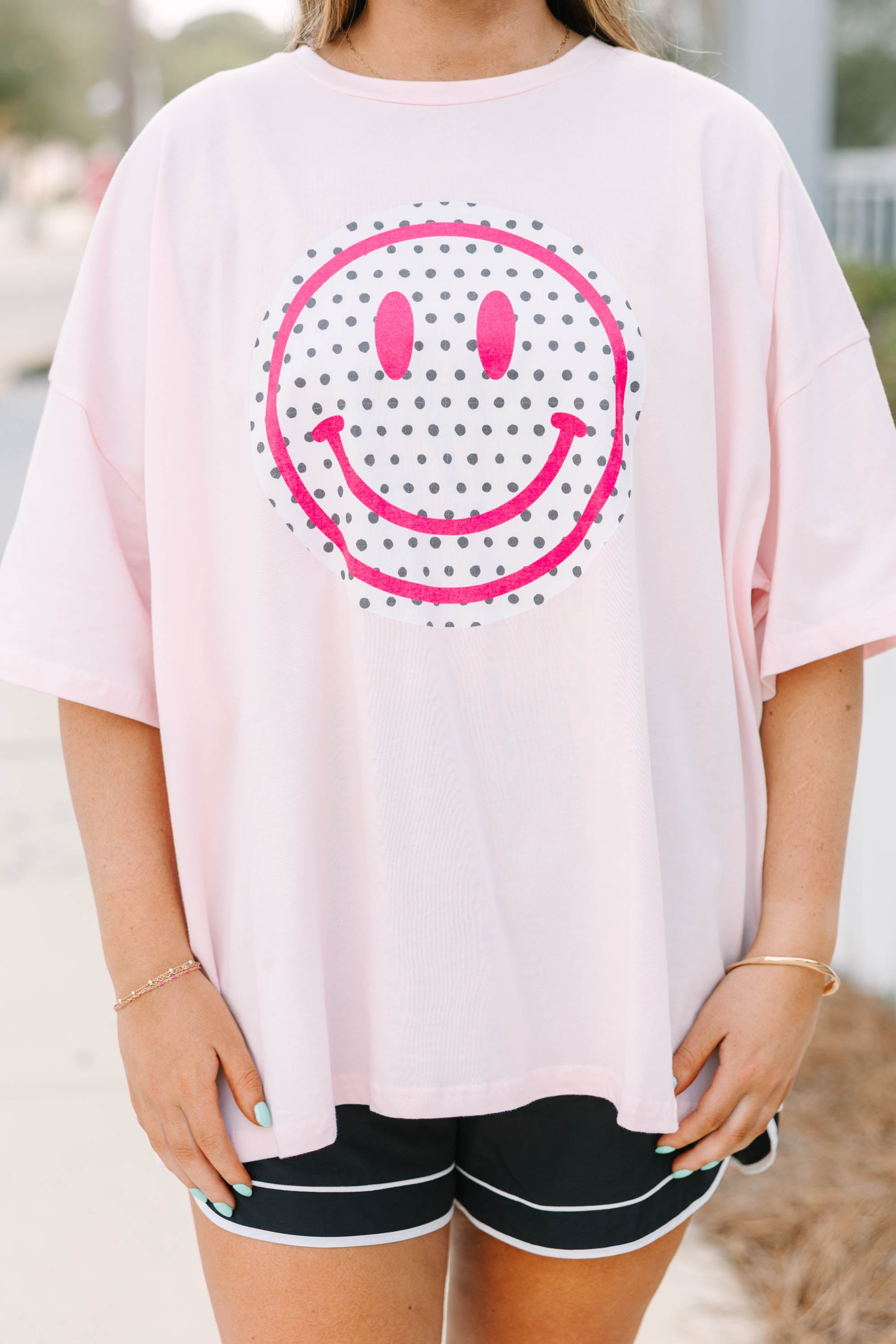Nostalgia Smiley Boyfriend Tee, Cream Pink