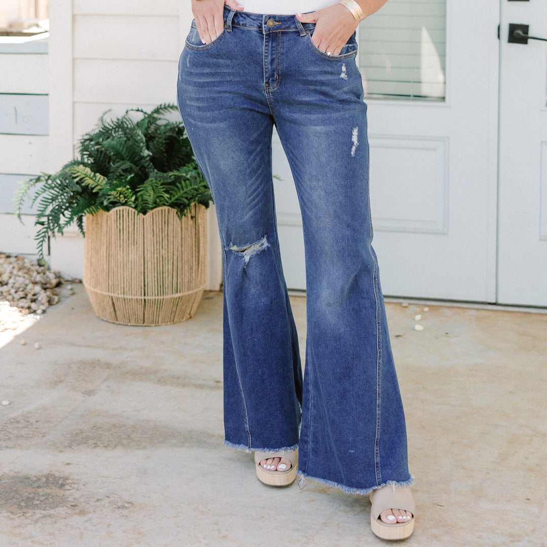 On An Adventure Jeans, Dark Wash