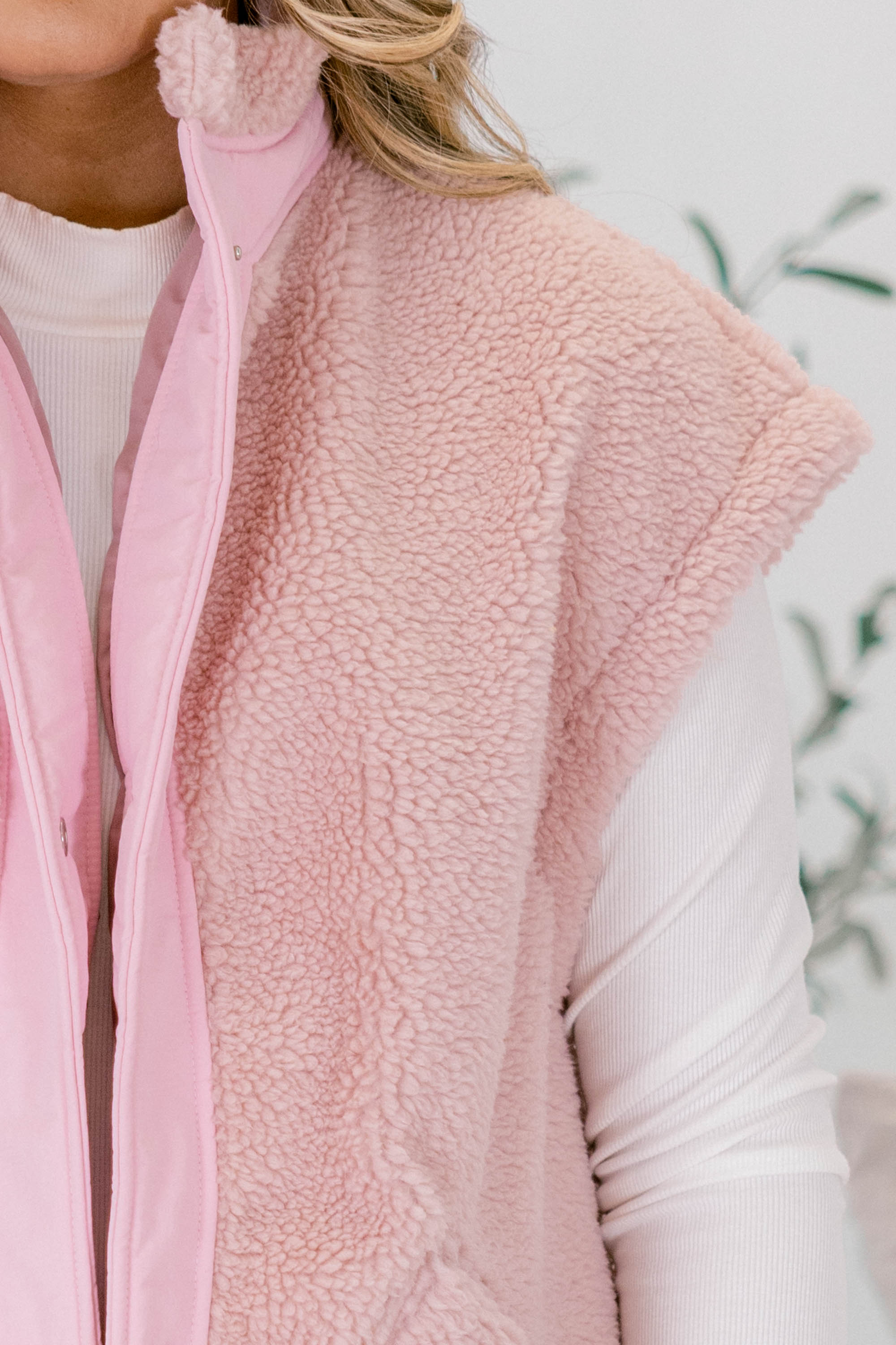 On Schedule Vest, Pink