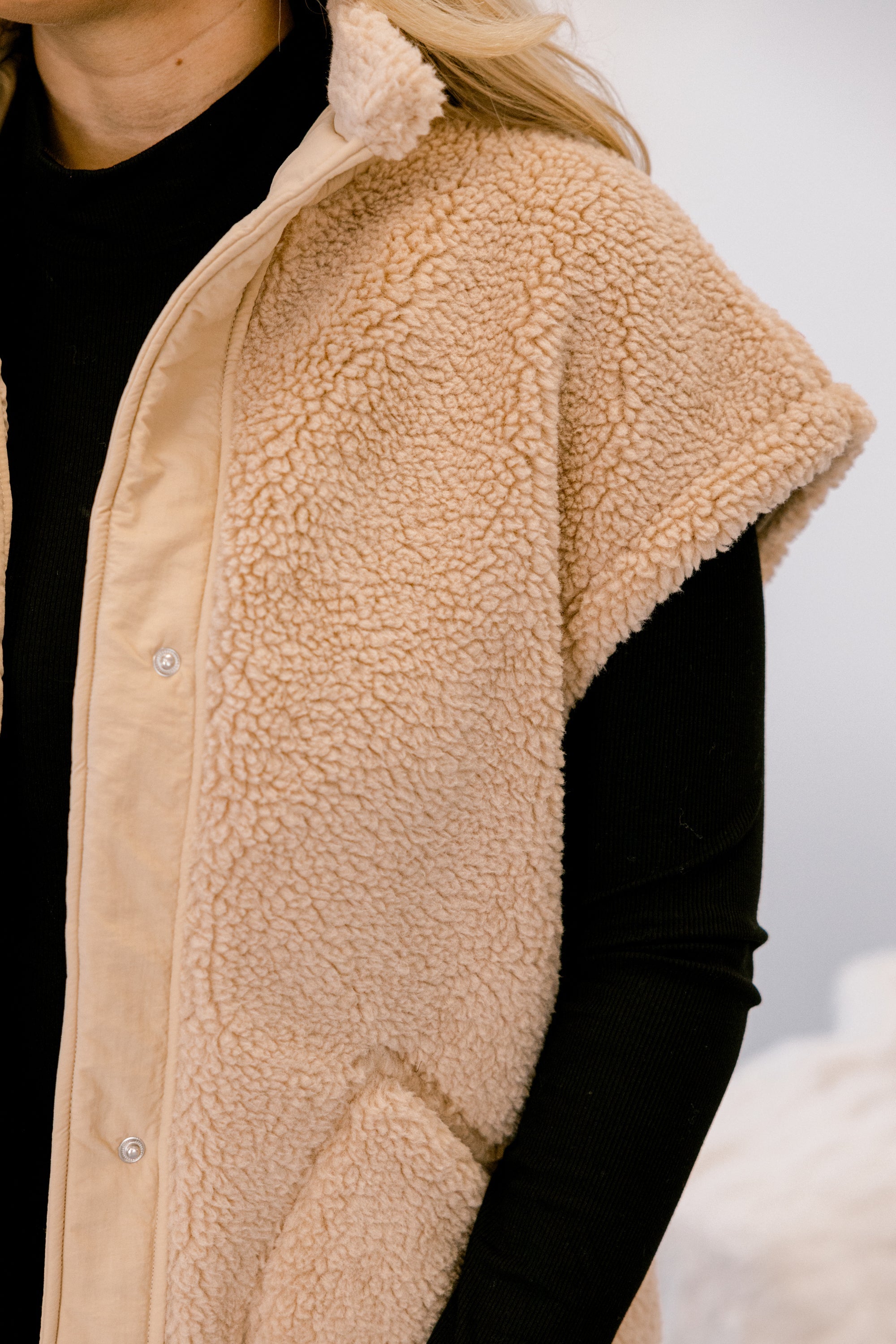 On Schedule Vest, Tan