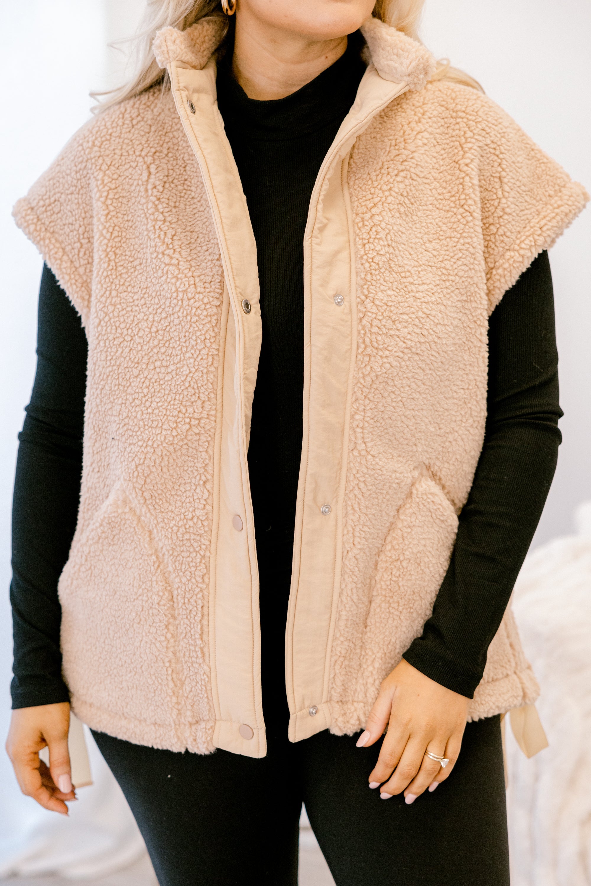 On Schedule Vest, Tan