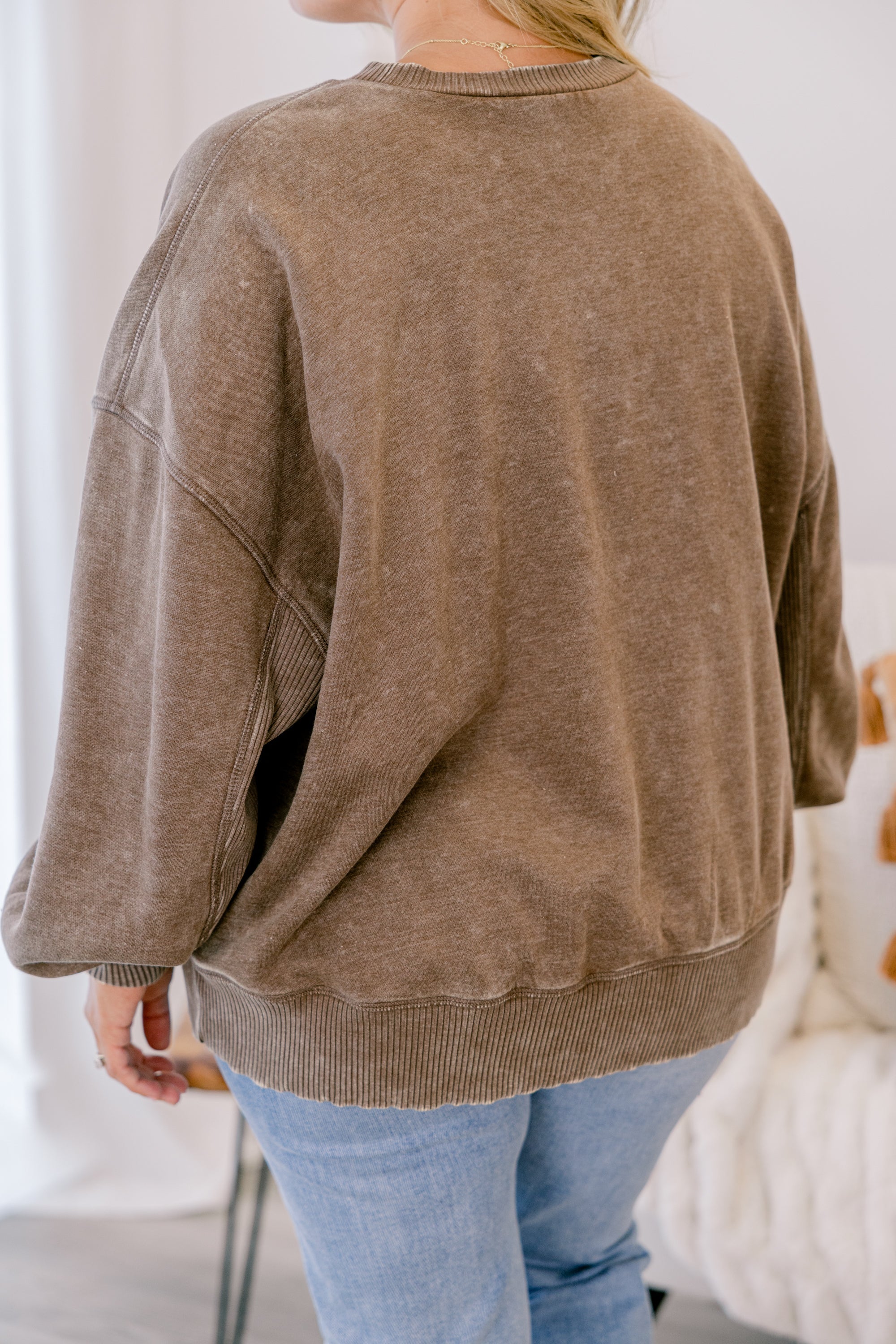 Only Getting Started Pullover, Mocha