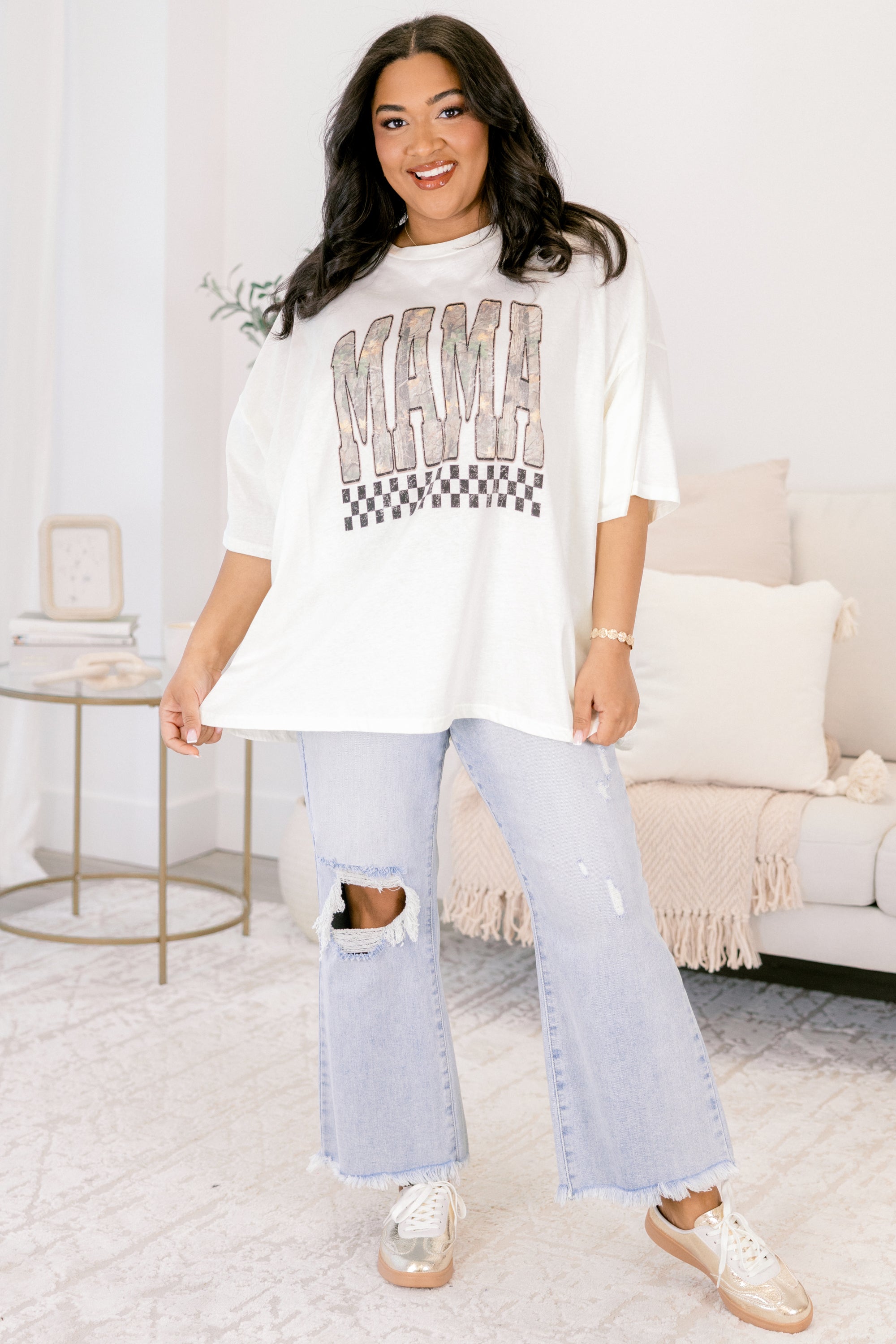 Outdoor Mama Boyfriend Tee, Ivory