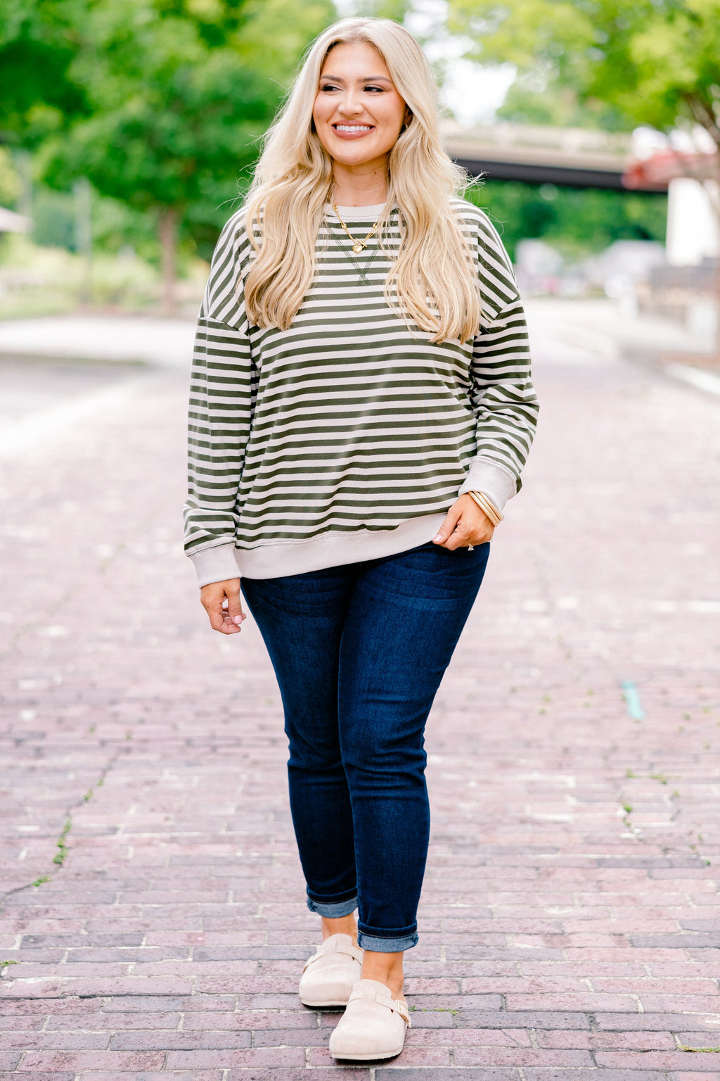 Over My Heart Pullover, Olive