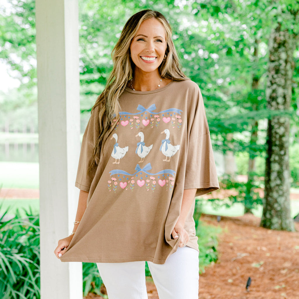 Porch Goose Boyfriend Tee, Espresso