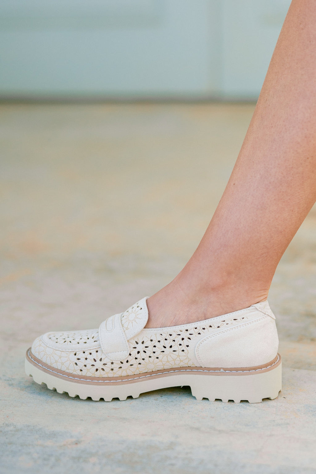 Power Petals Loafers, Ivory
