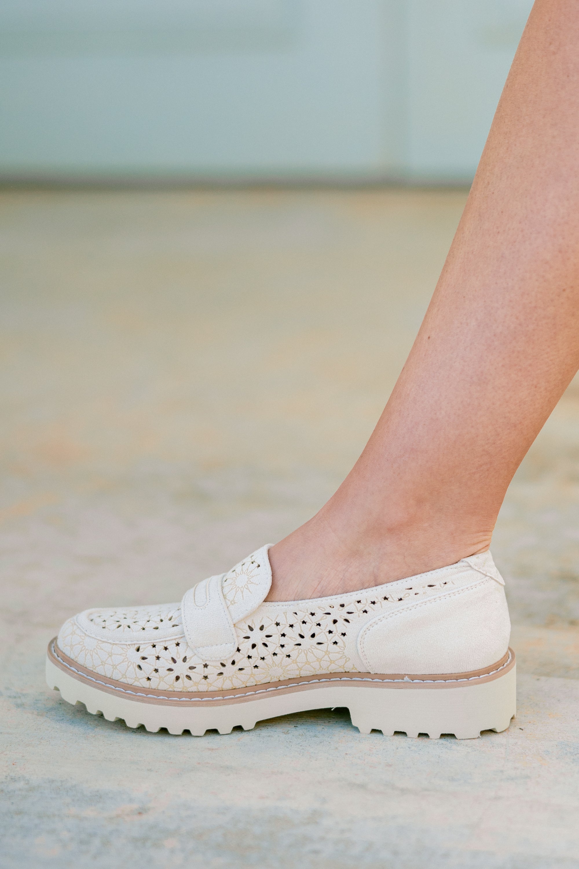 Power Petals Loafers, Ivory