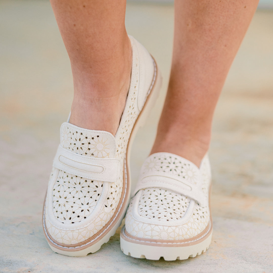 Power Petals Loafers, Ivory