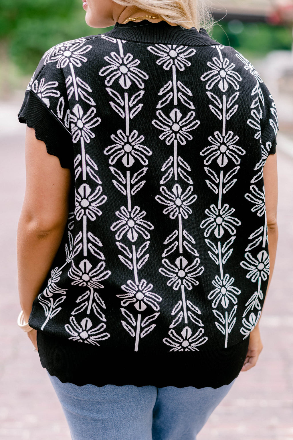 Pure Of Heart Sweater, Black