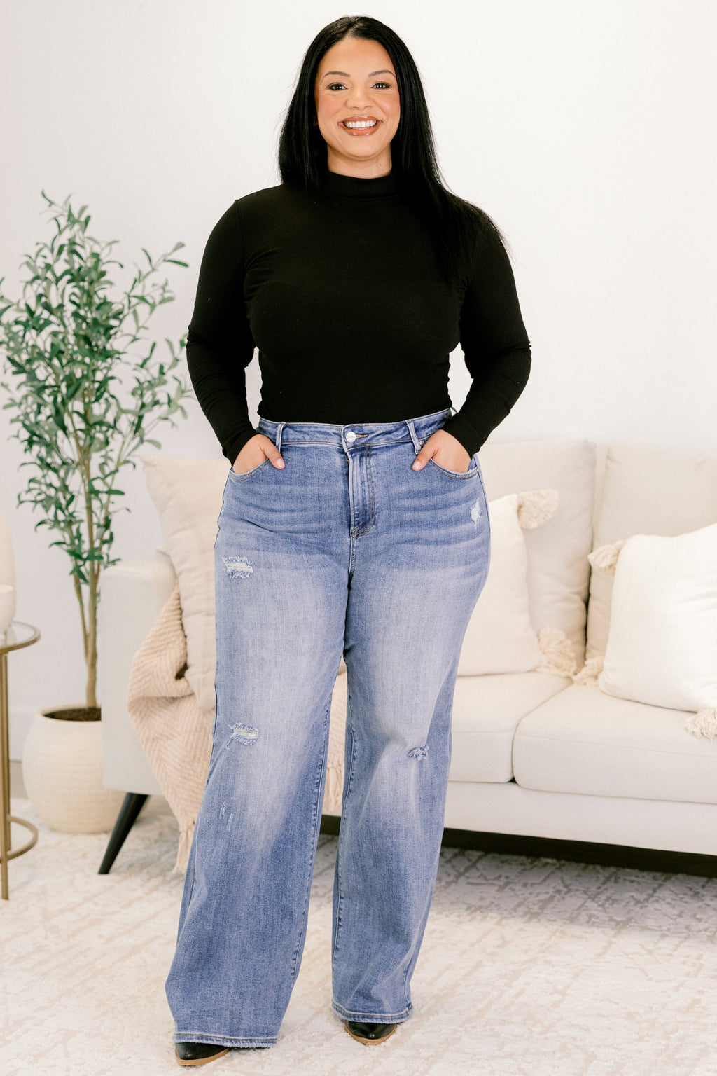 Quiet Confidence Jeans, Medium Wash