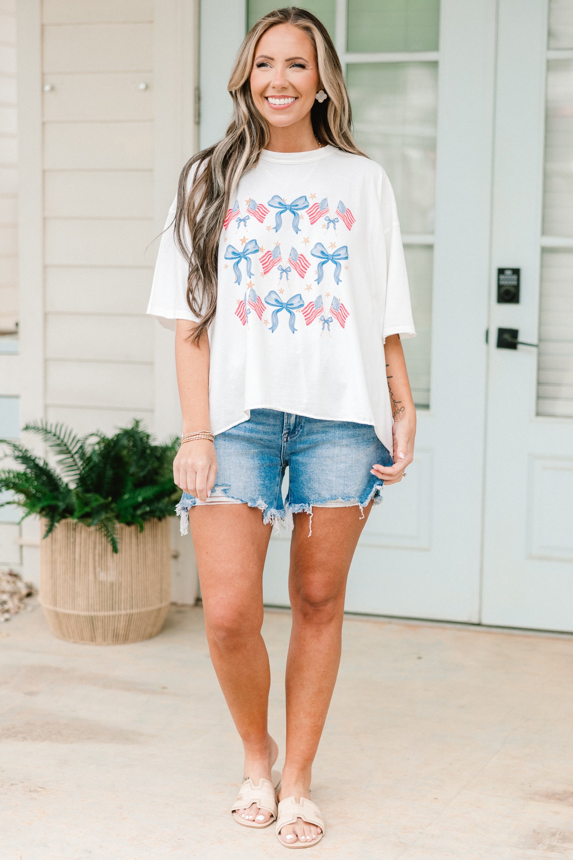 Red, White & Bows Vintage Wash Tee, White