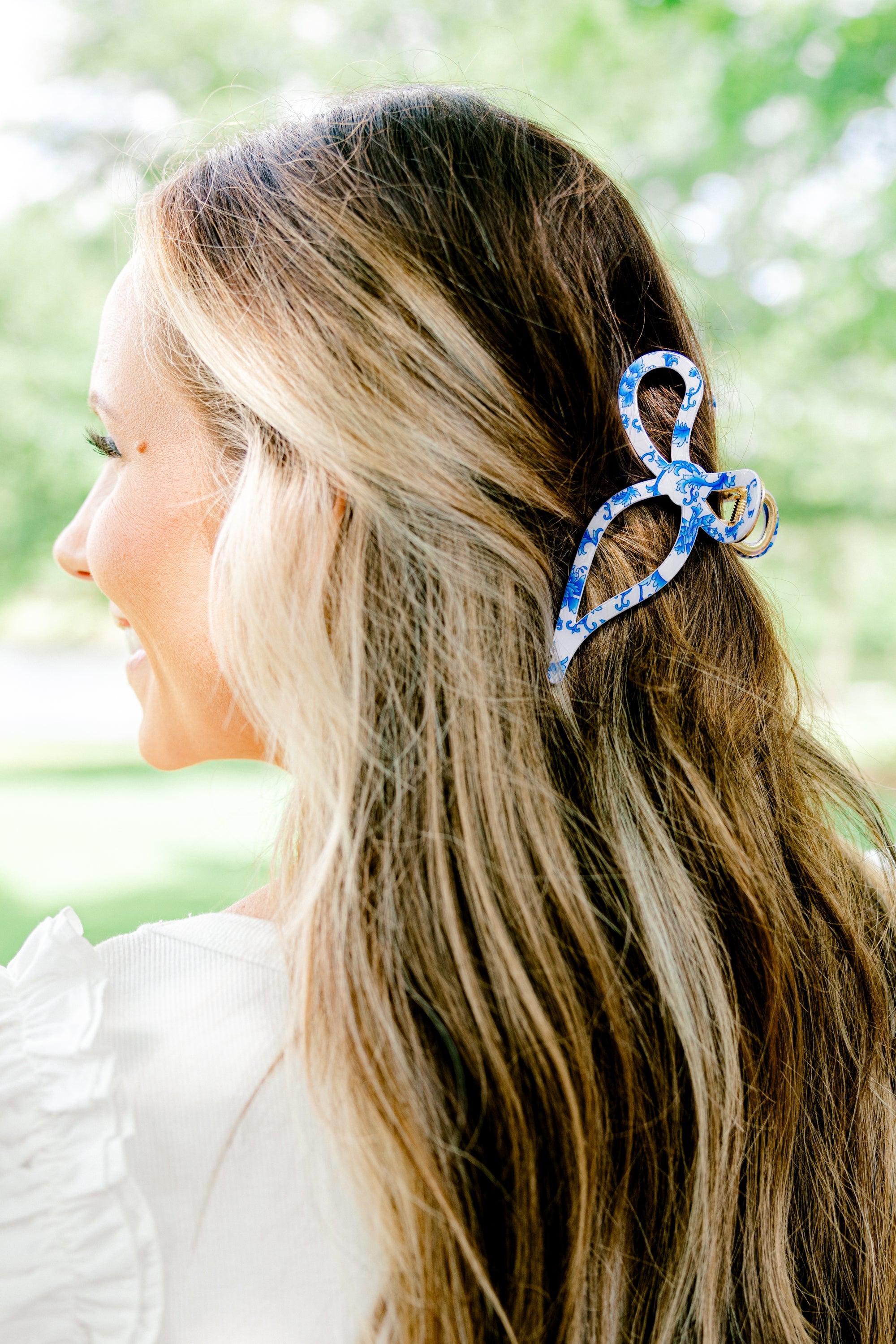 Ribbons In Her Hair Clip, Blue