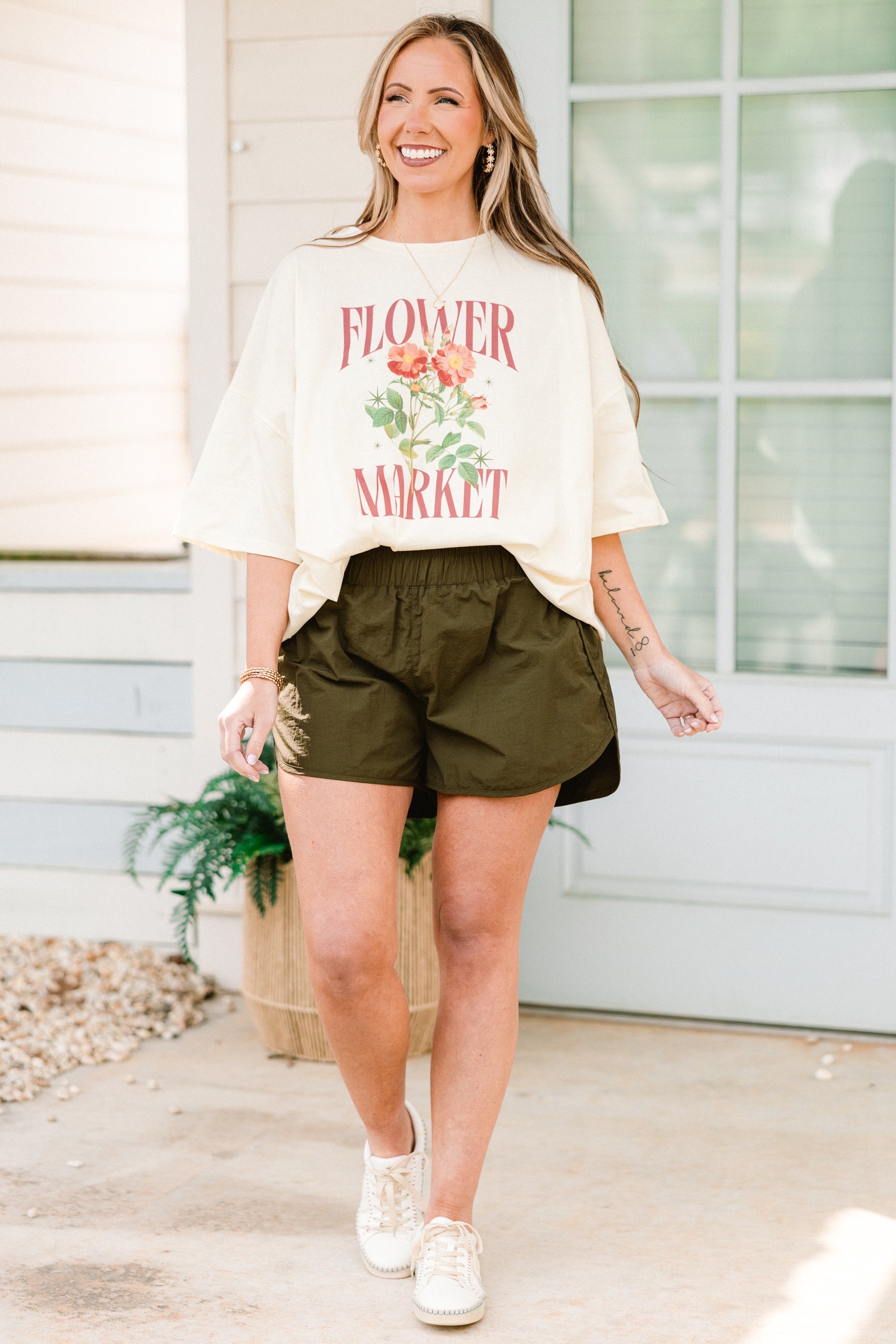 Run The World Shorts, Dark Olive