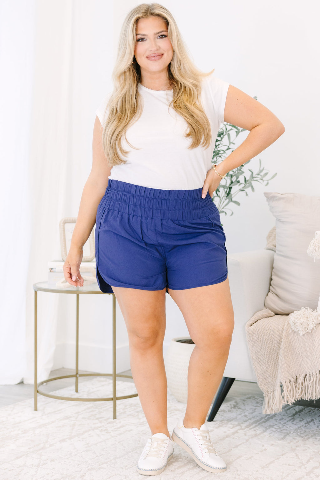 Run The World Shorts, Light Navy