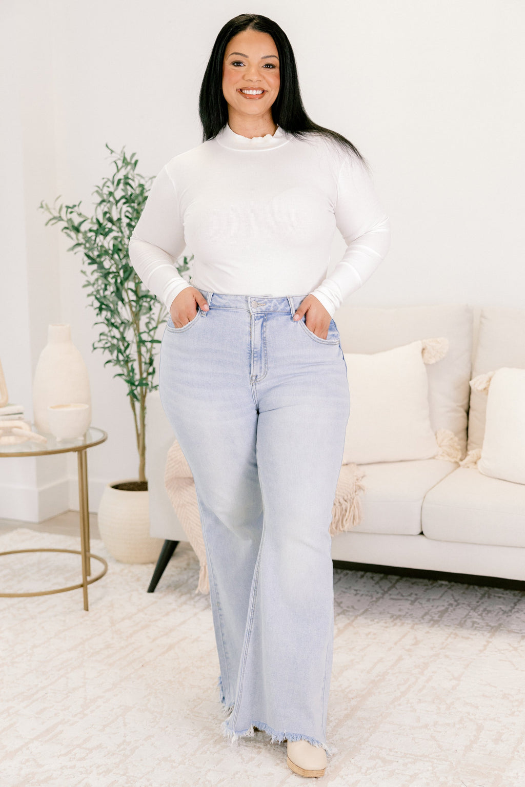 Set For The Holidays Jeans, Light Wash