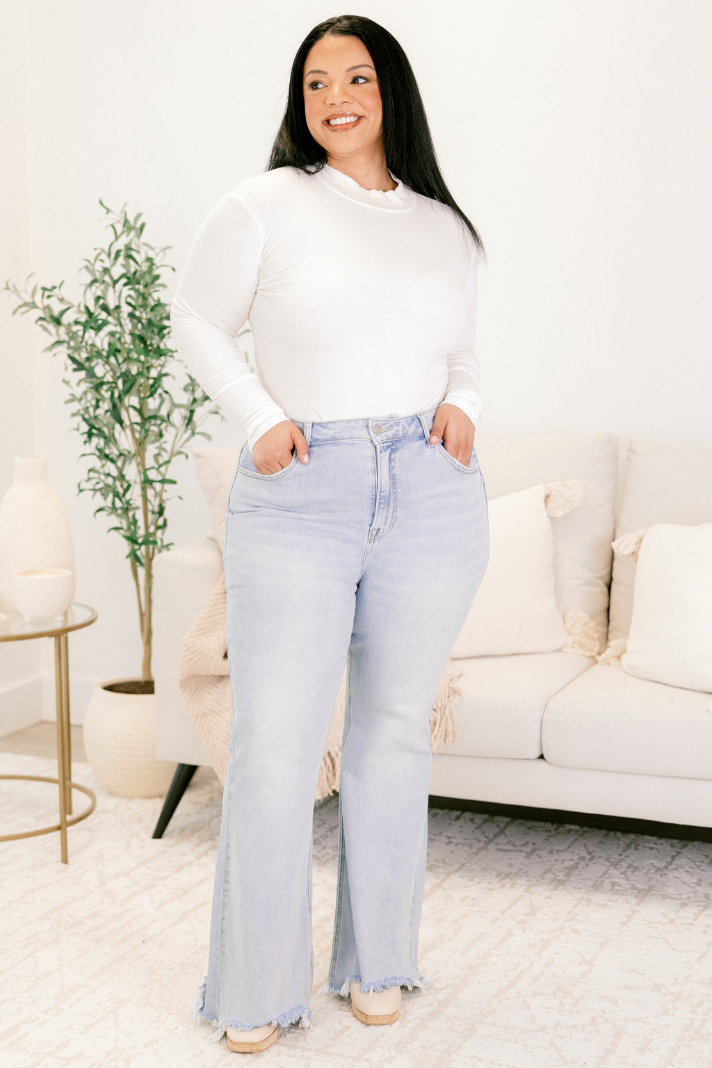 Set For The Holidays Jeans, Light Wash