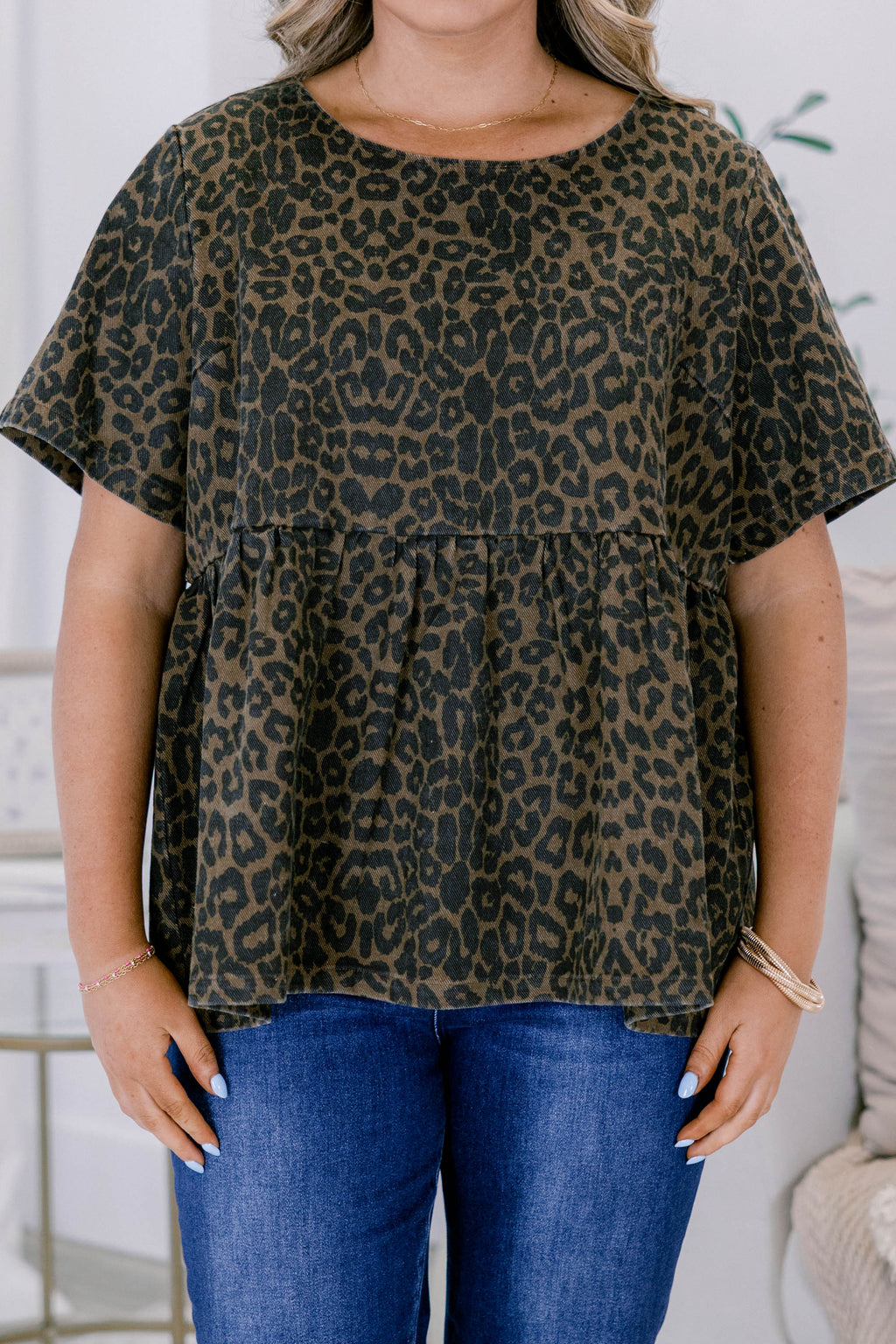 Share Your Story Top, Leopard