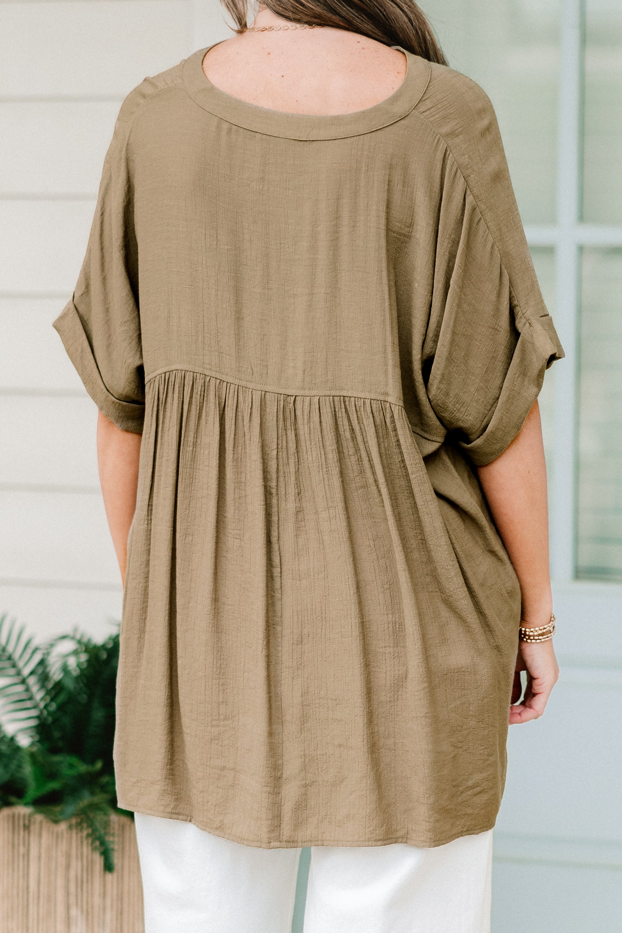 She's All I Want To Be Top, Olive