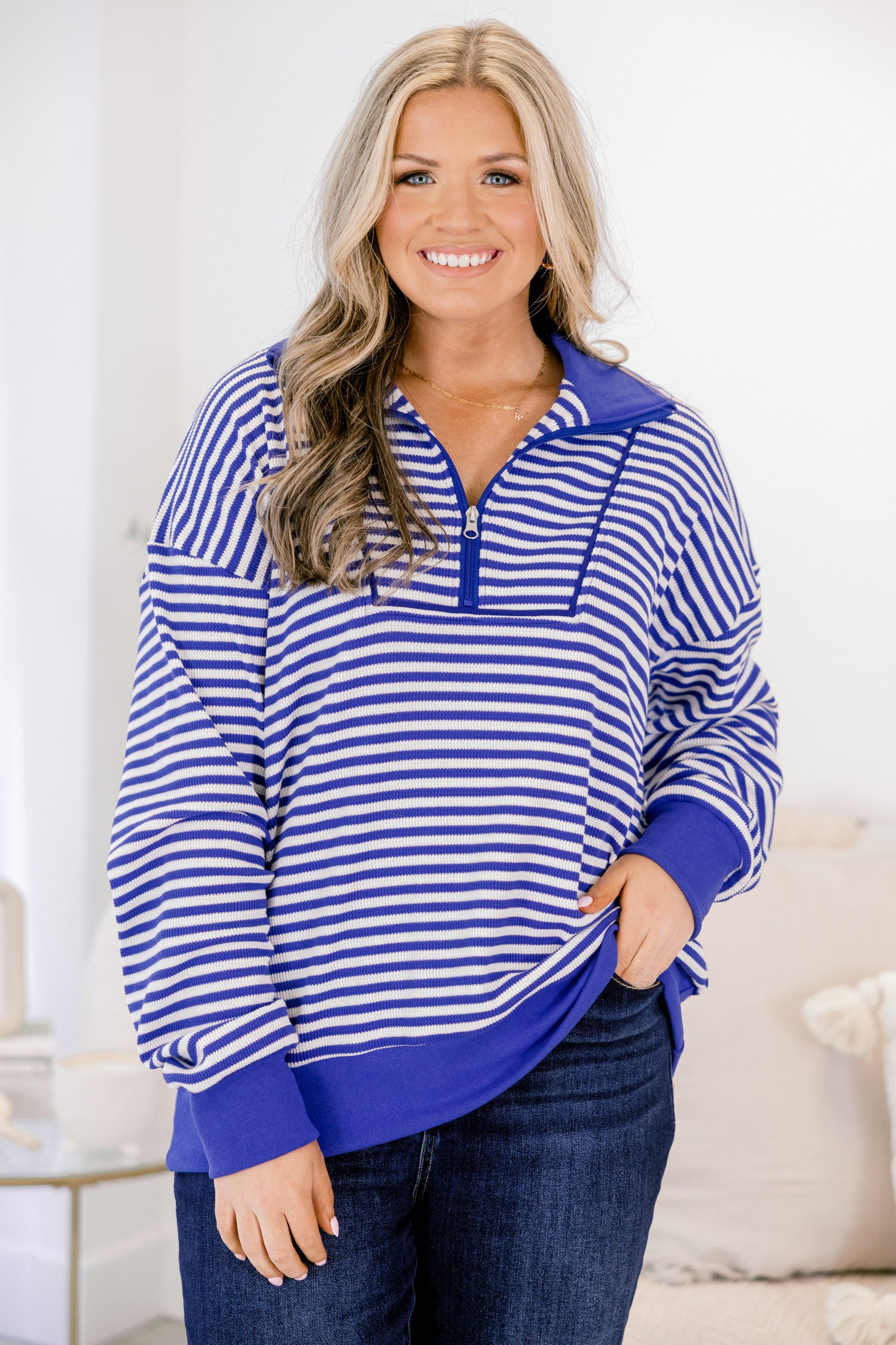 She's An Academic Pullover, Blue