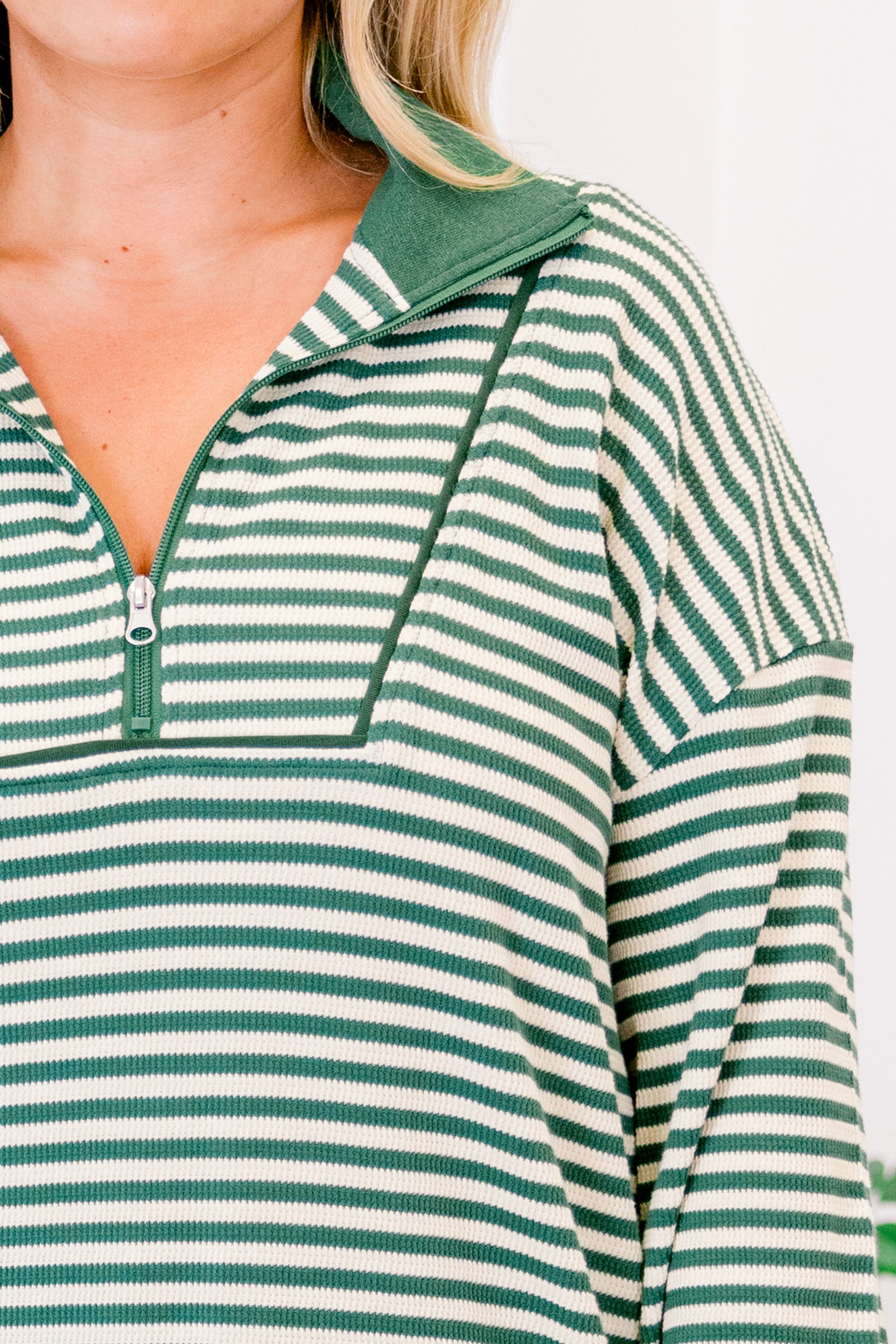 She's An Academic Pullover, Green