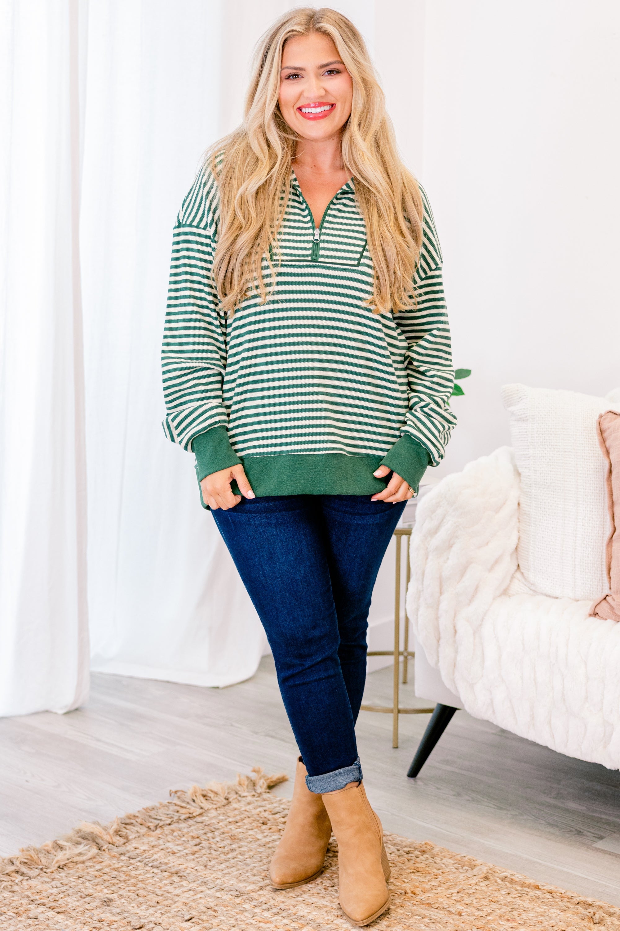 She's An Academic Pullover, Green