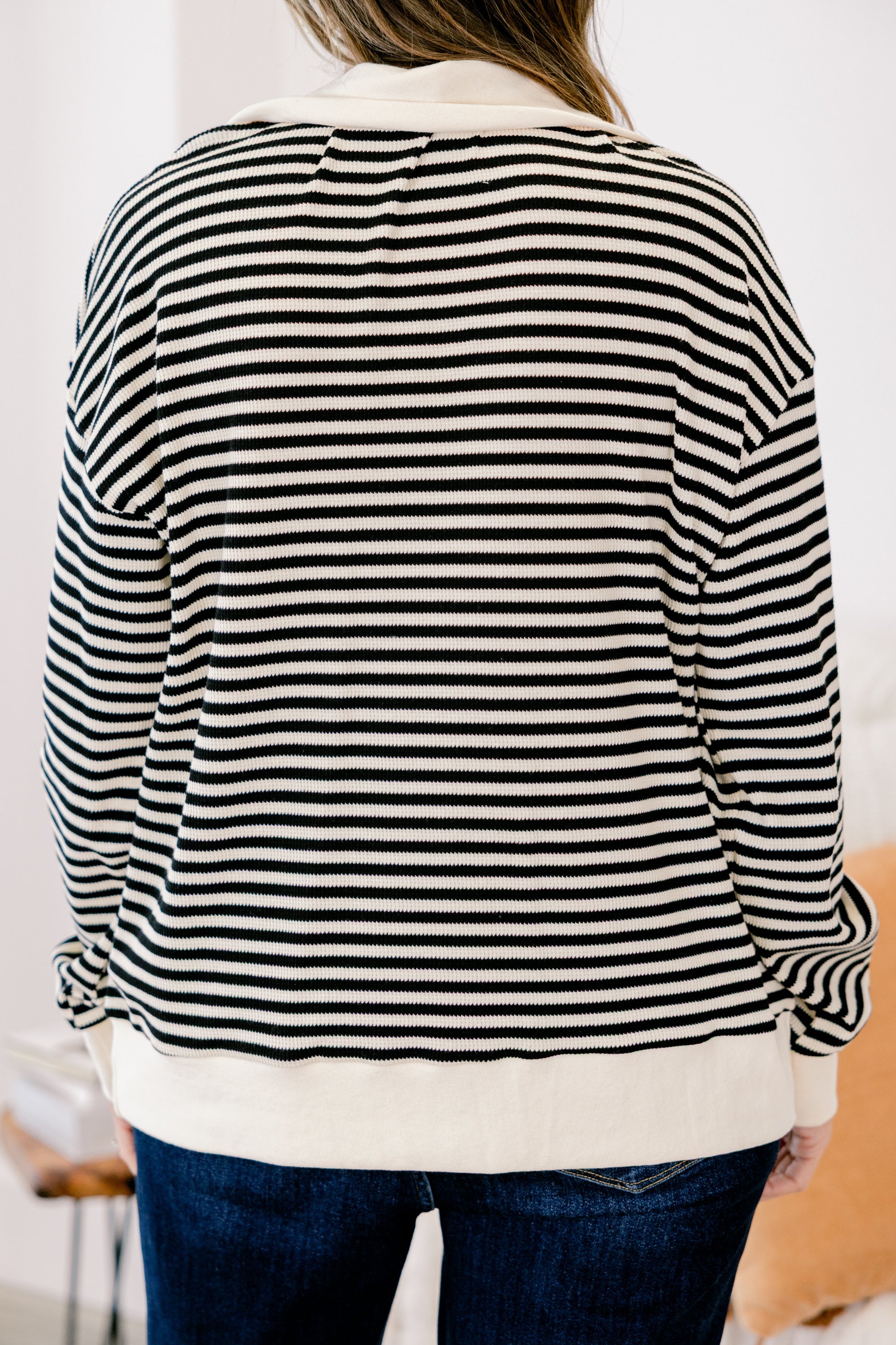 She's An Academic Pullover, Ivory-Black