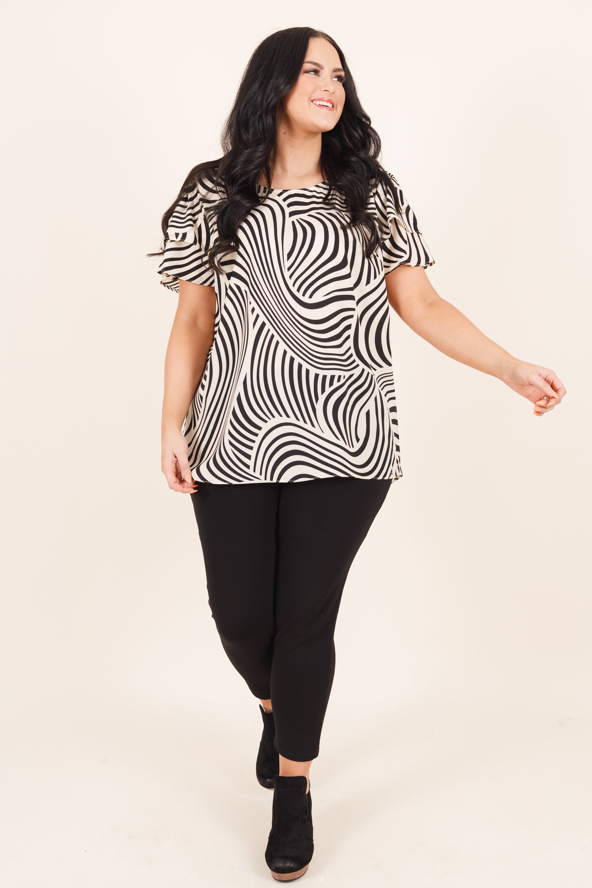 She's Wild Top, Black GEO