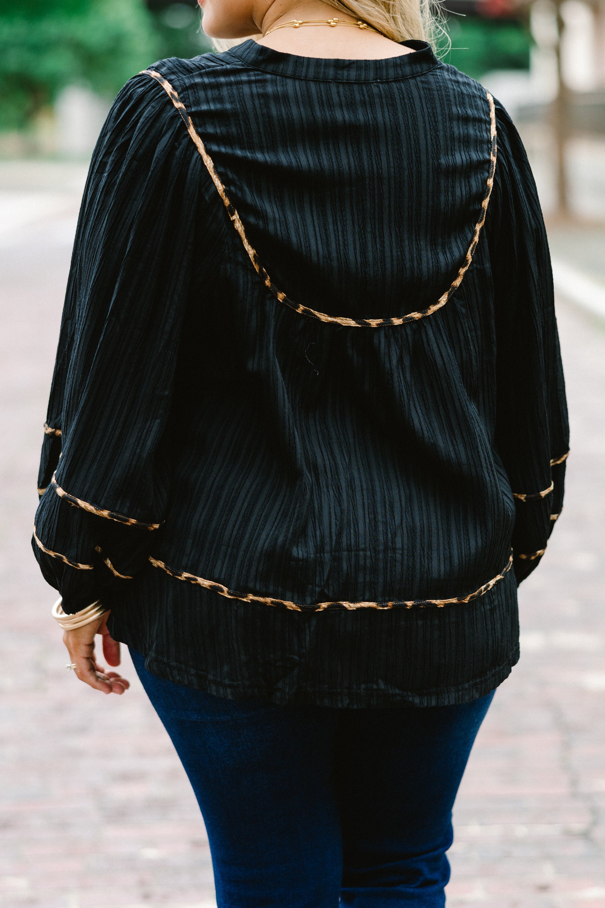 Skip A Beat Top, Black