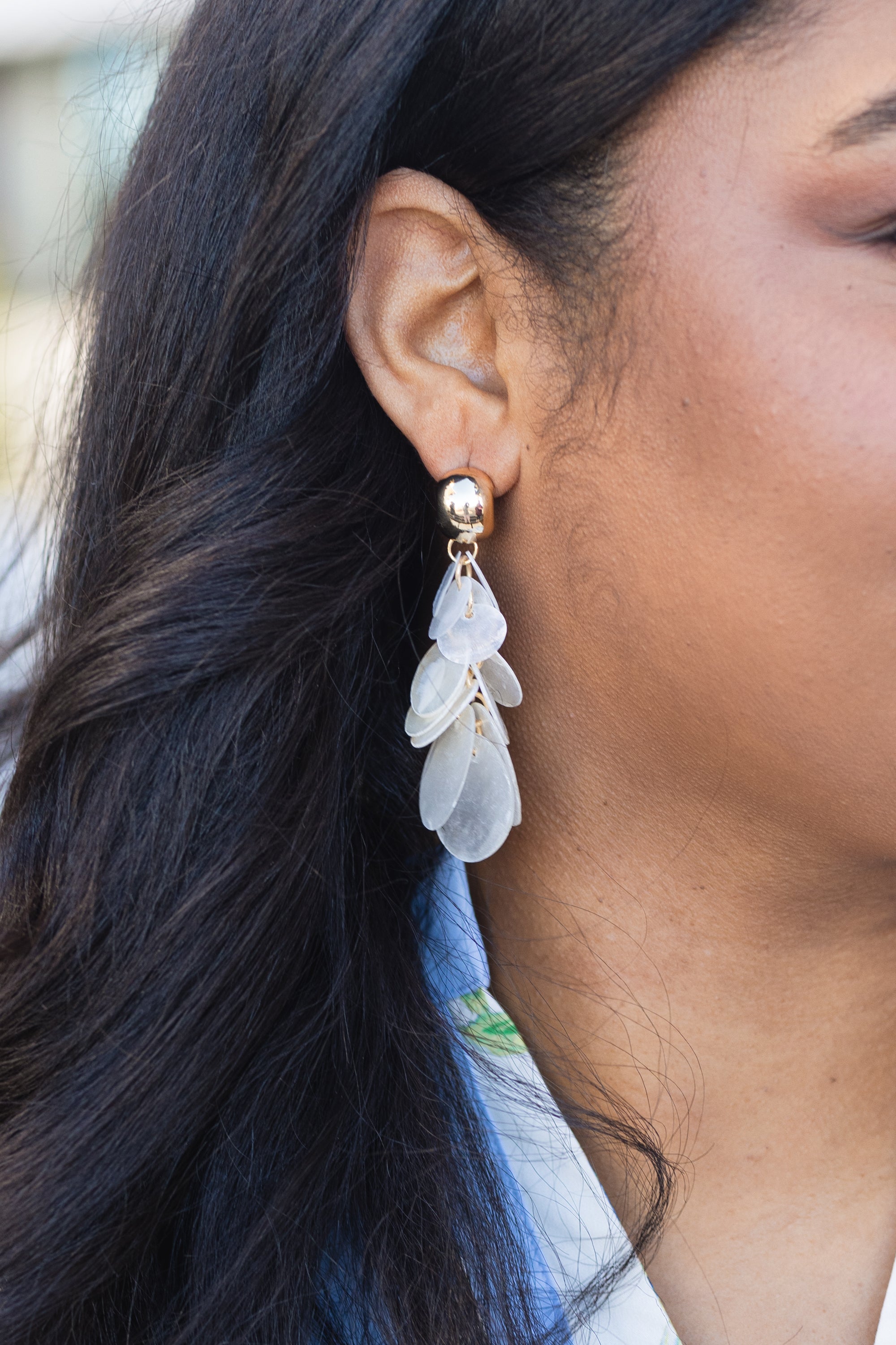 Soft Horizon Earrings, Cream
