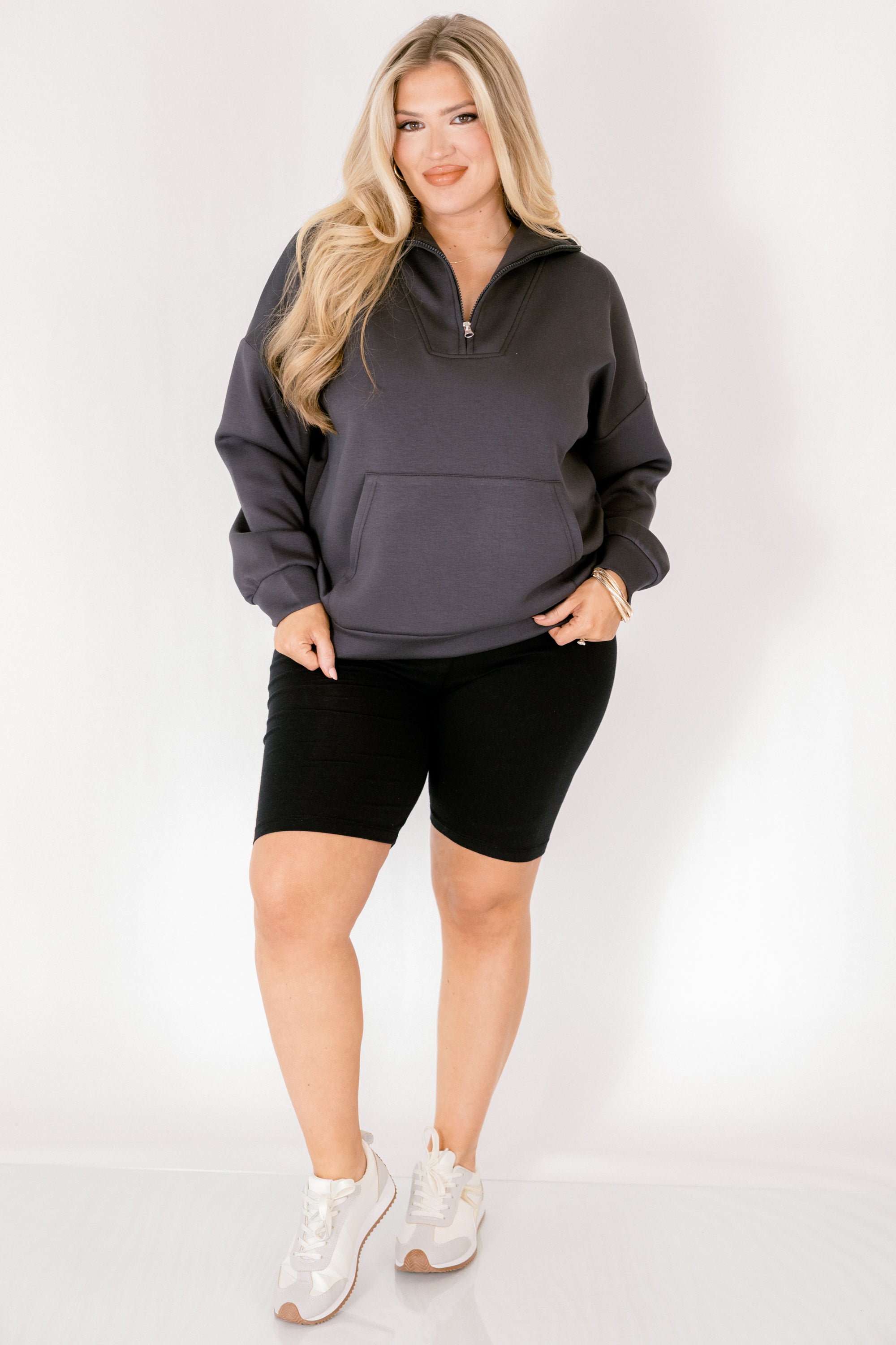 Sporty Chic Pullover, Charcoal