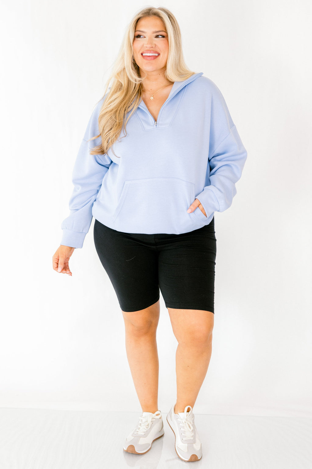 Sporty Chic Pullover, Dusty Blue