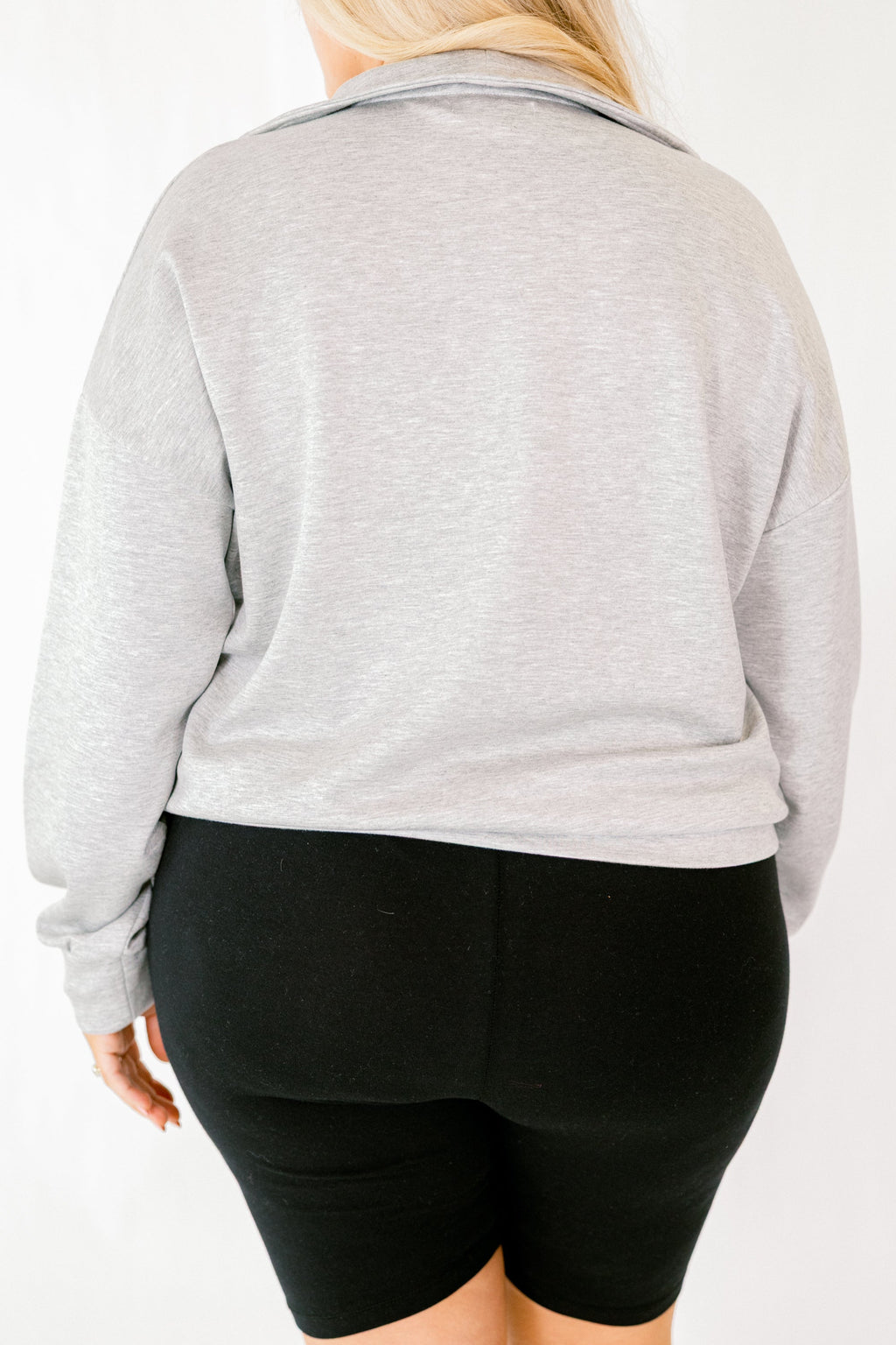 Sporty Chic Pullover, Gray