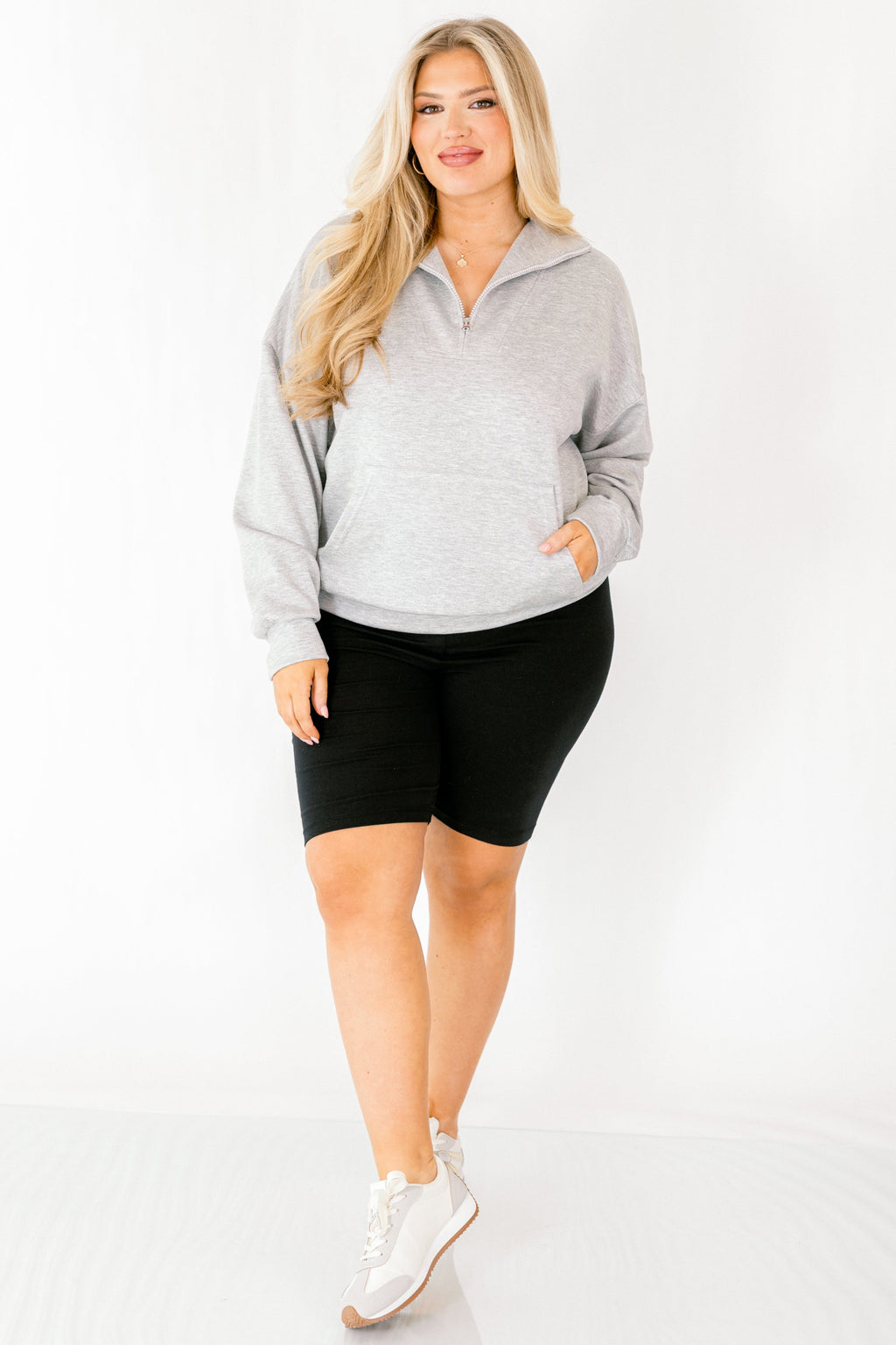 Sporty Chic Pullover, Gray