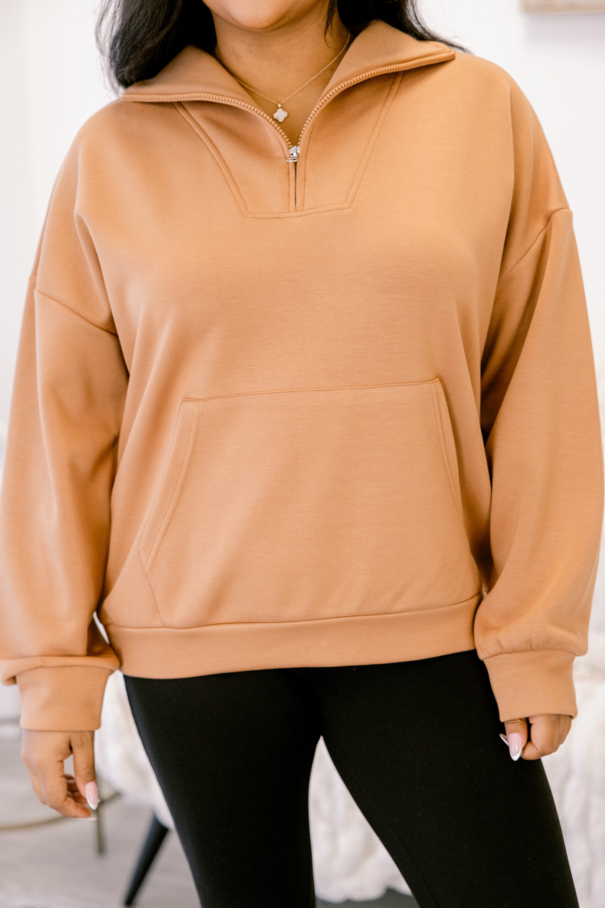 Sporty Chic Pullover, Khaki