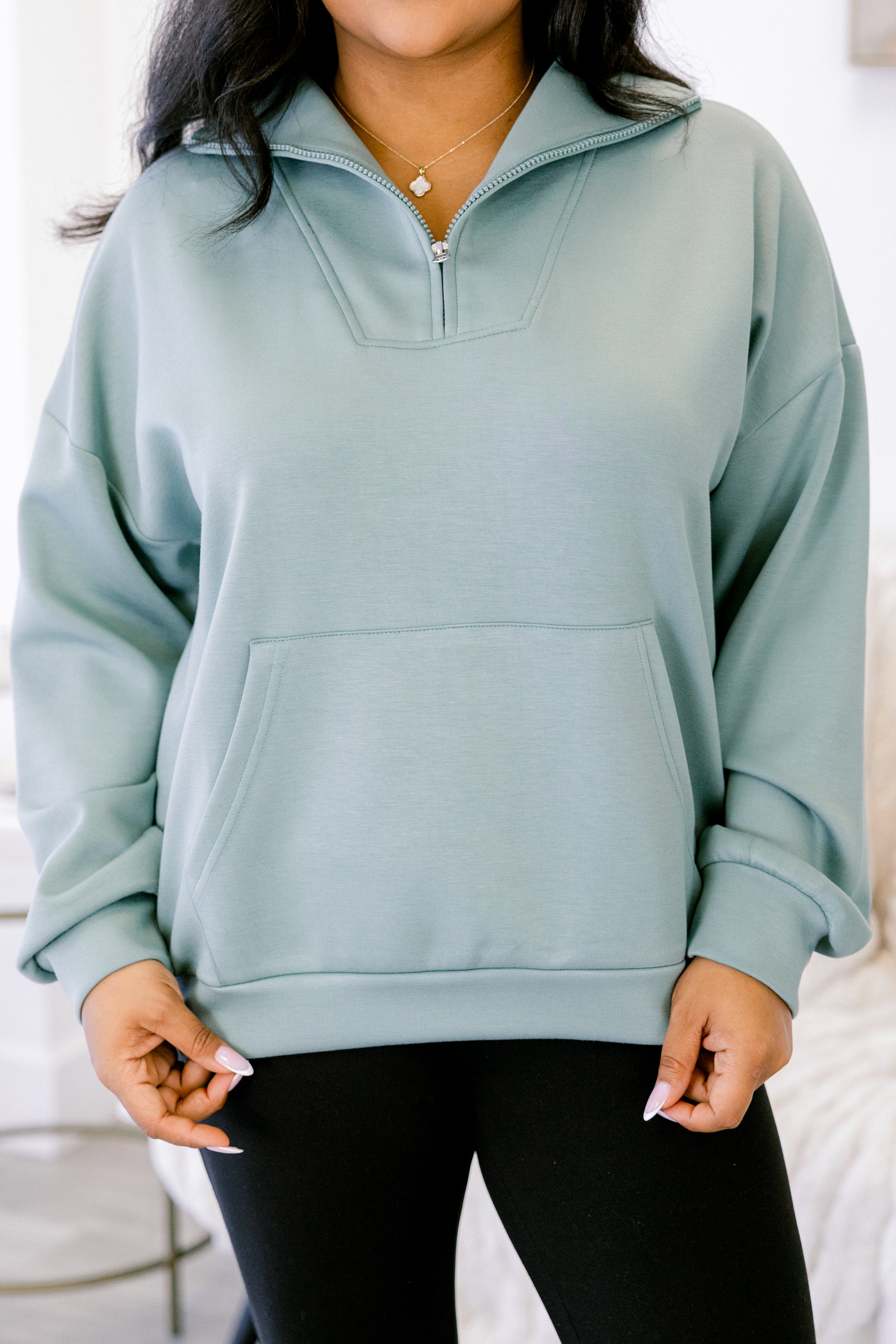 Sporty Chic Pullover, Sage