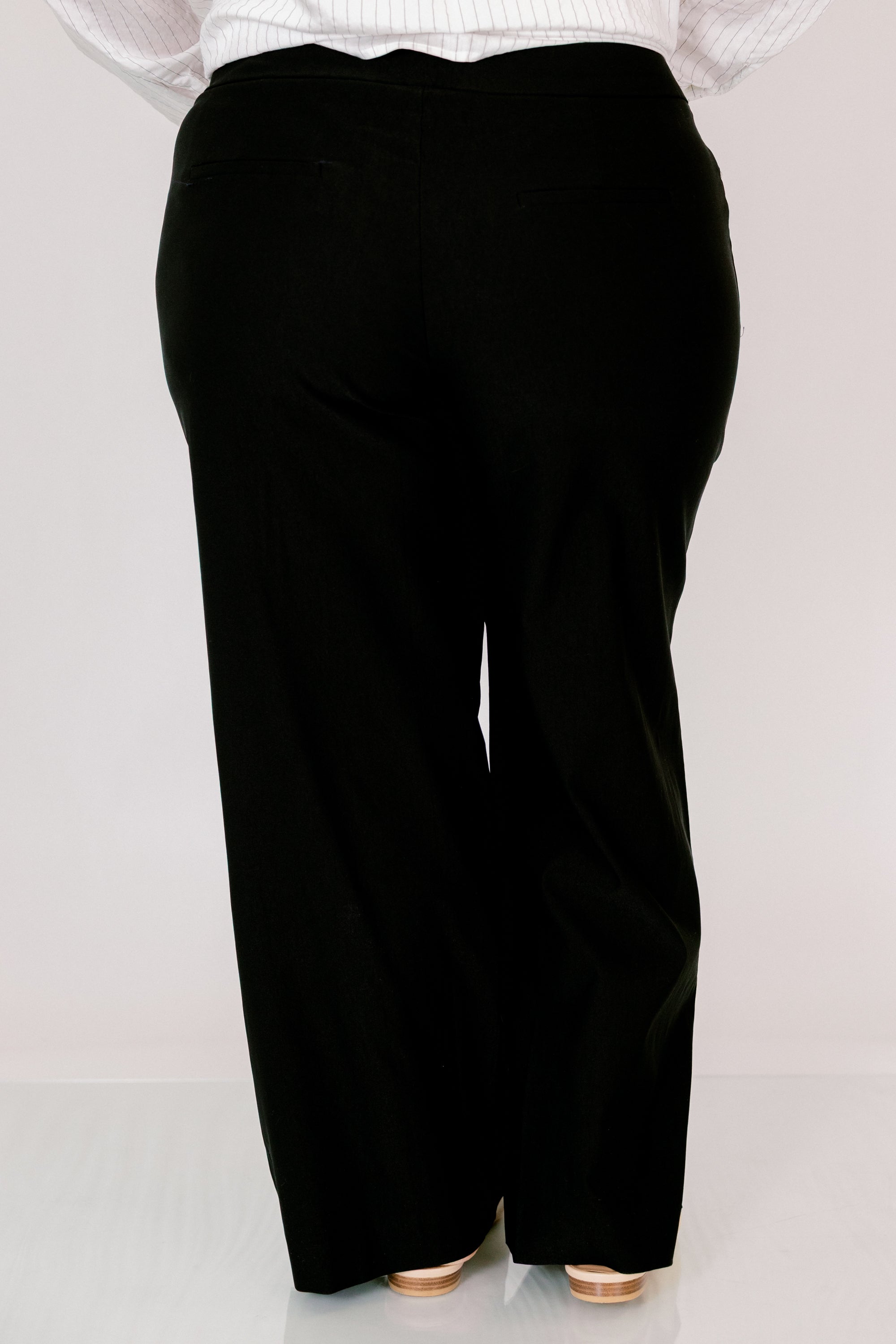 Strive For Excellence Pants, Black