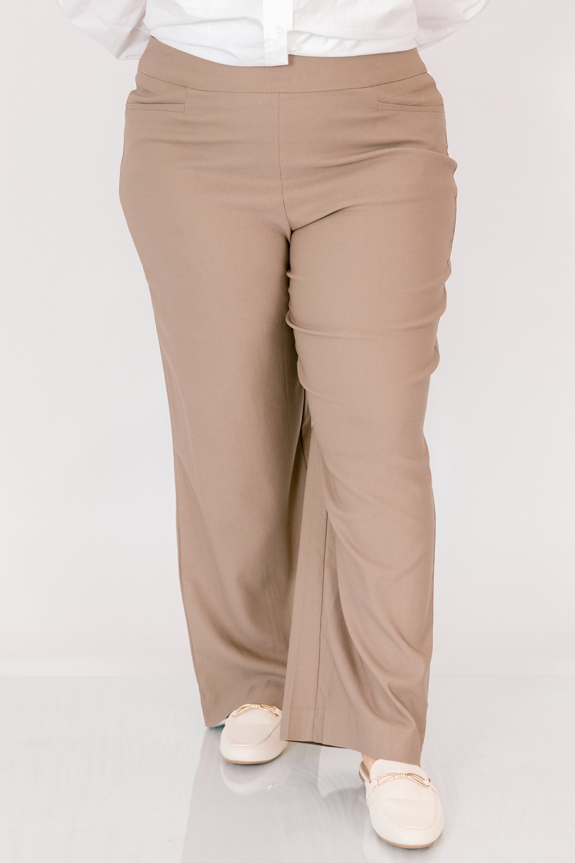 Strive For Excellence Pants, Mushroom