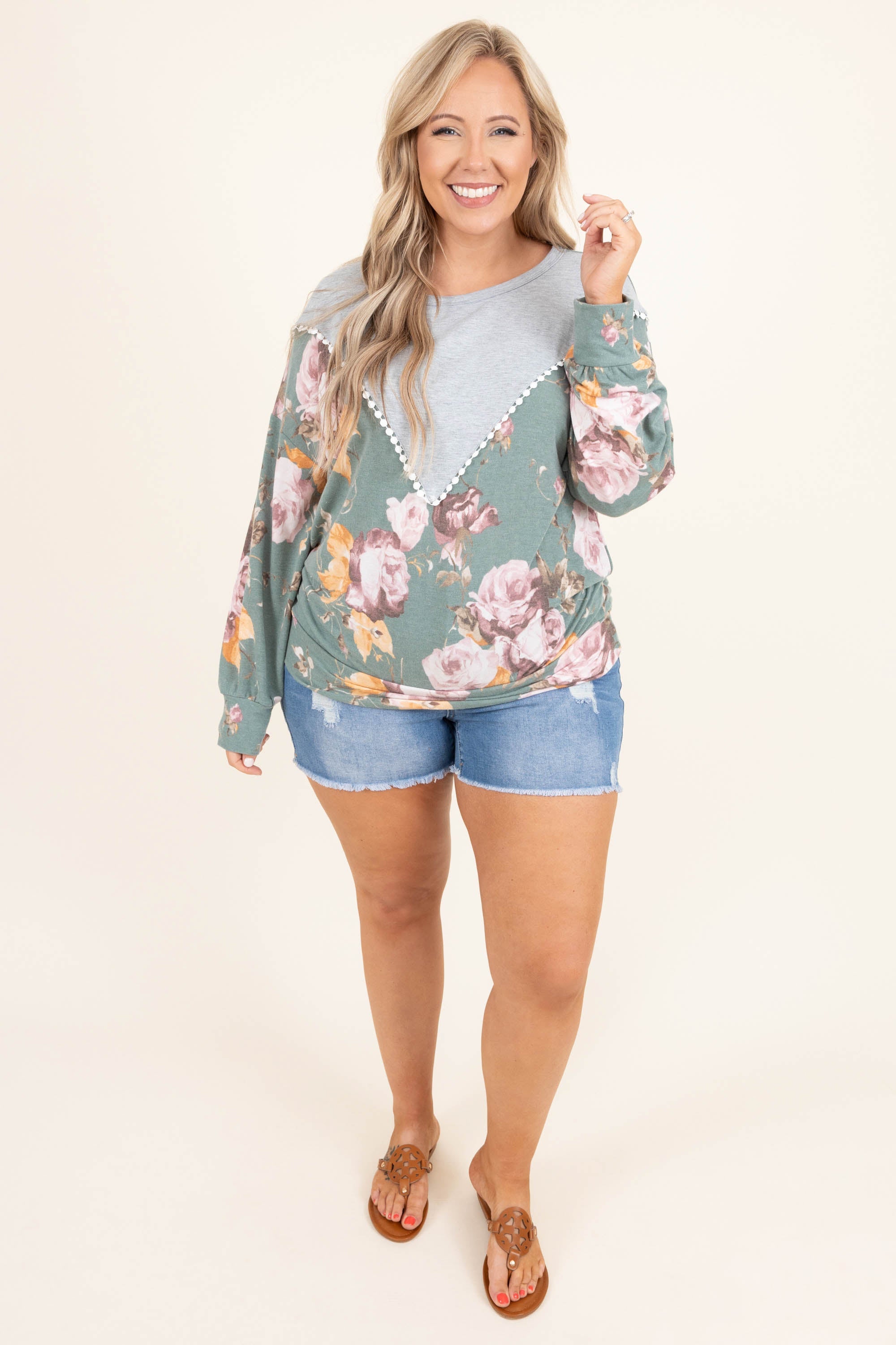 Summer Sweetheart Shorts, Medium Wash