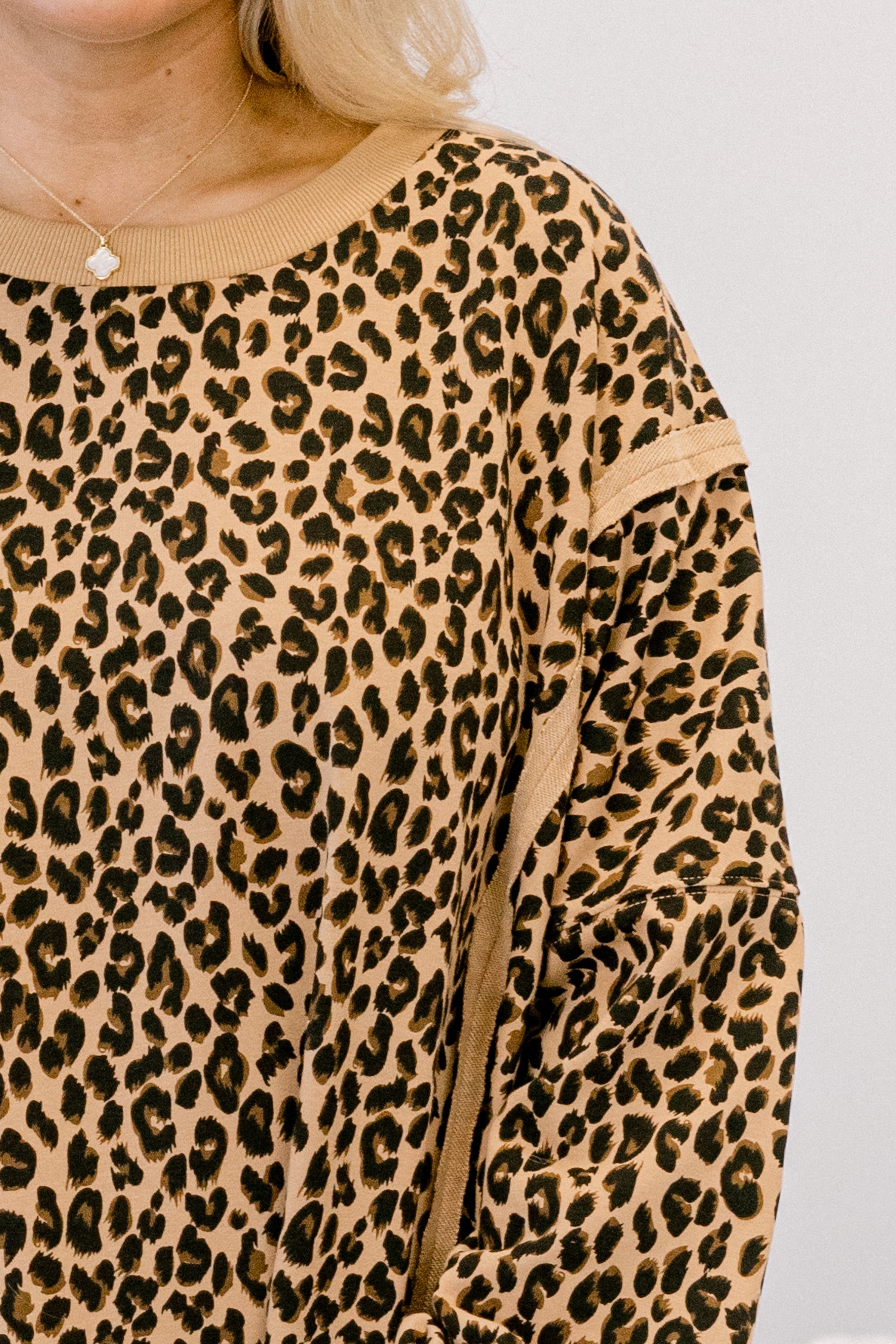 Sunset Glow Pullover, Leopard