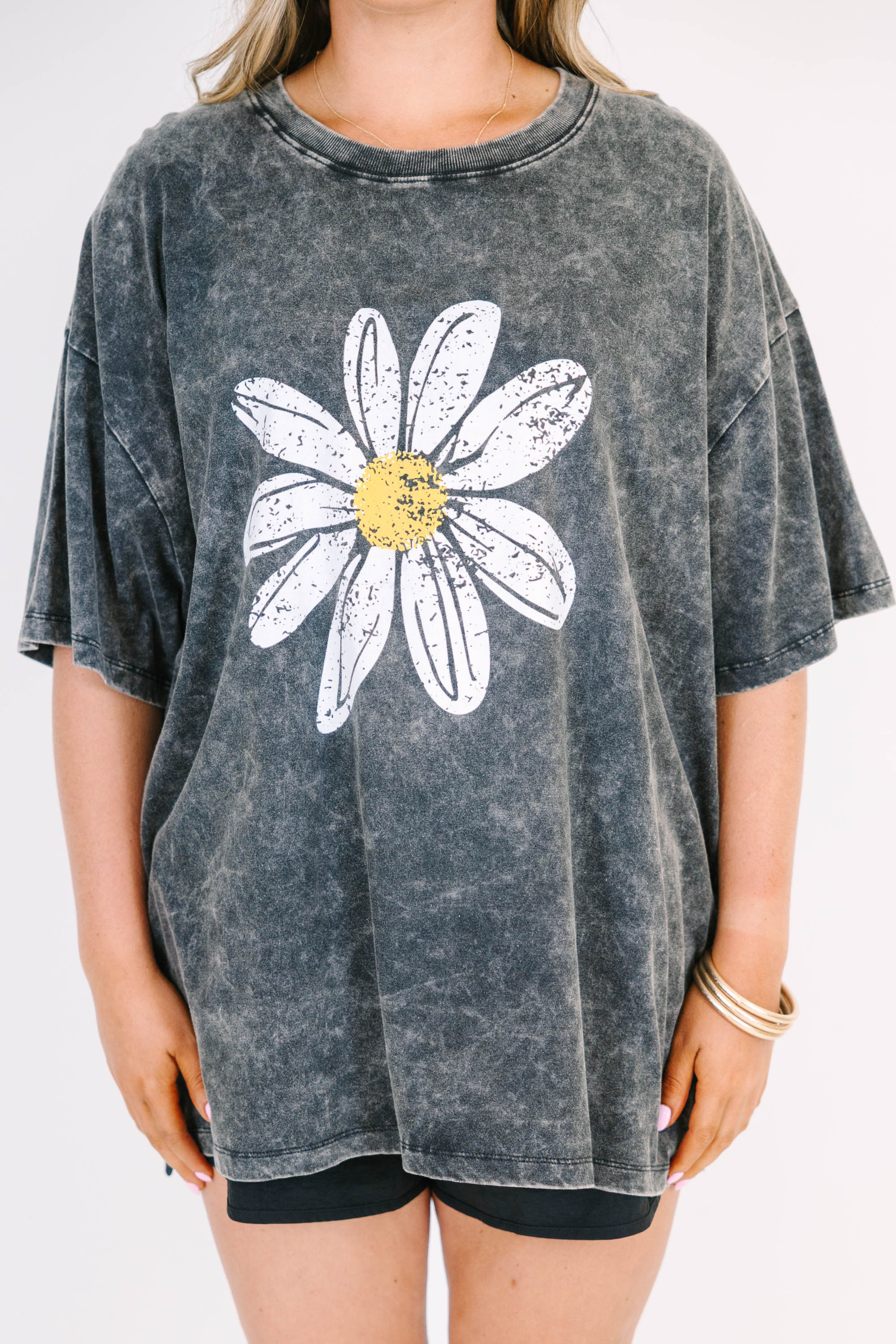 Sweet Daisies Acid Wash Relaxed Tee, Black