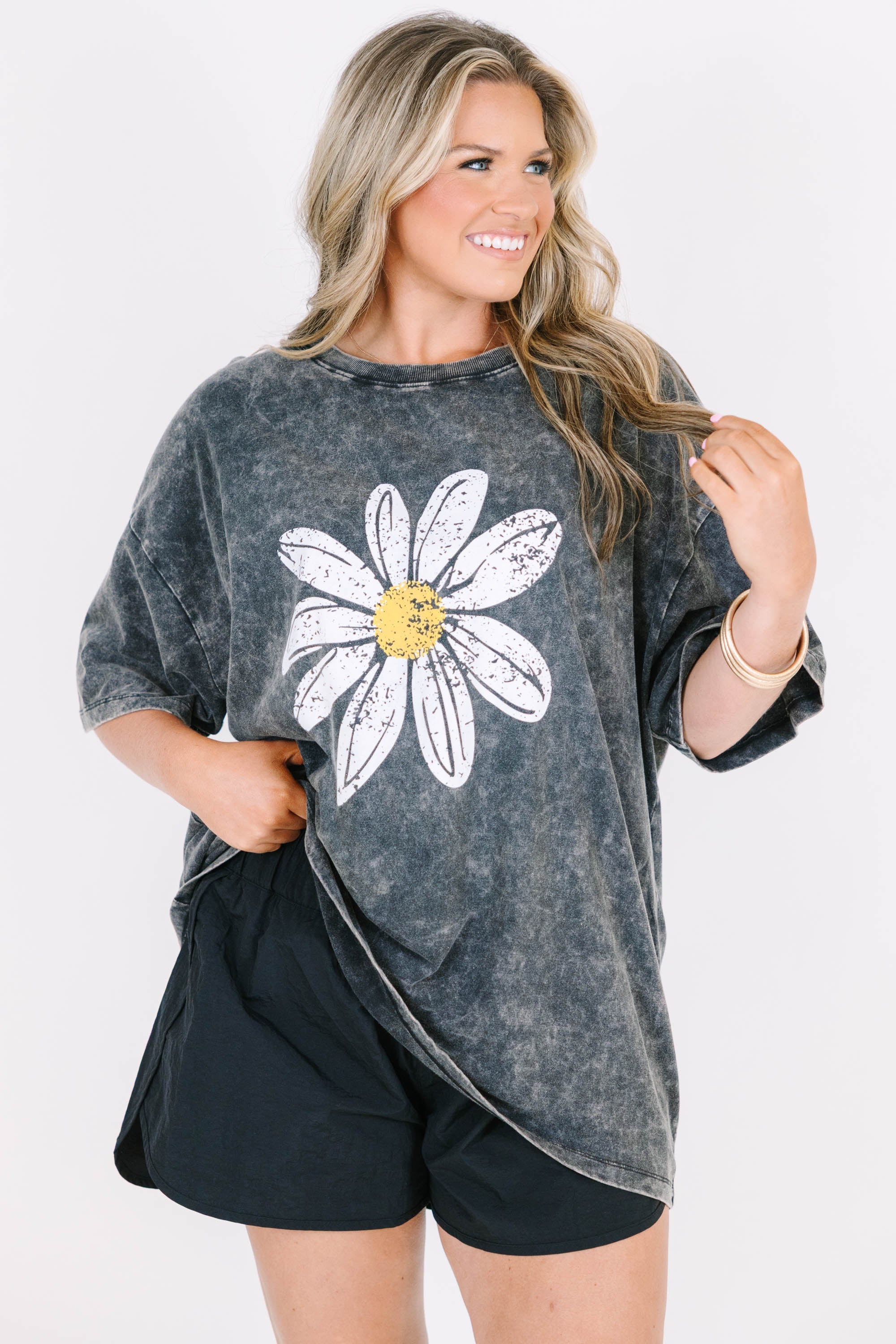Sweet Daisies Acid Wash Relaxed Tee, Black