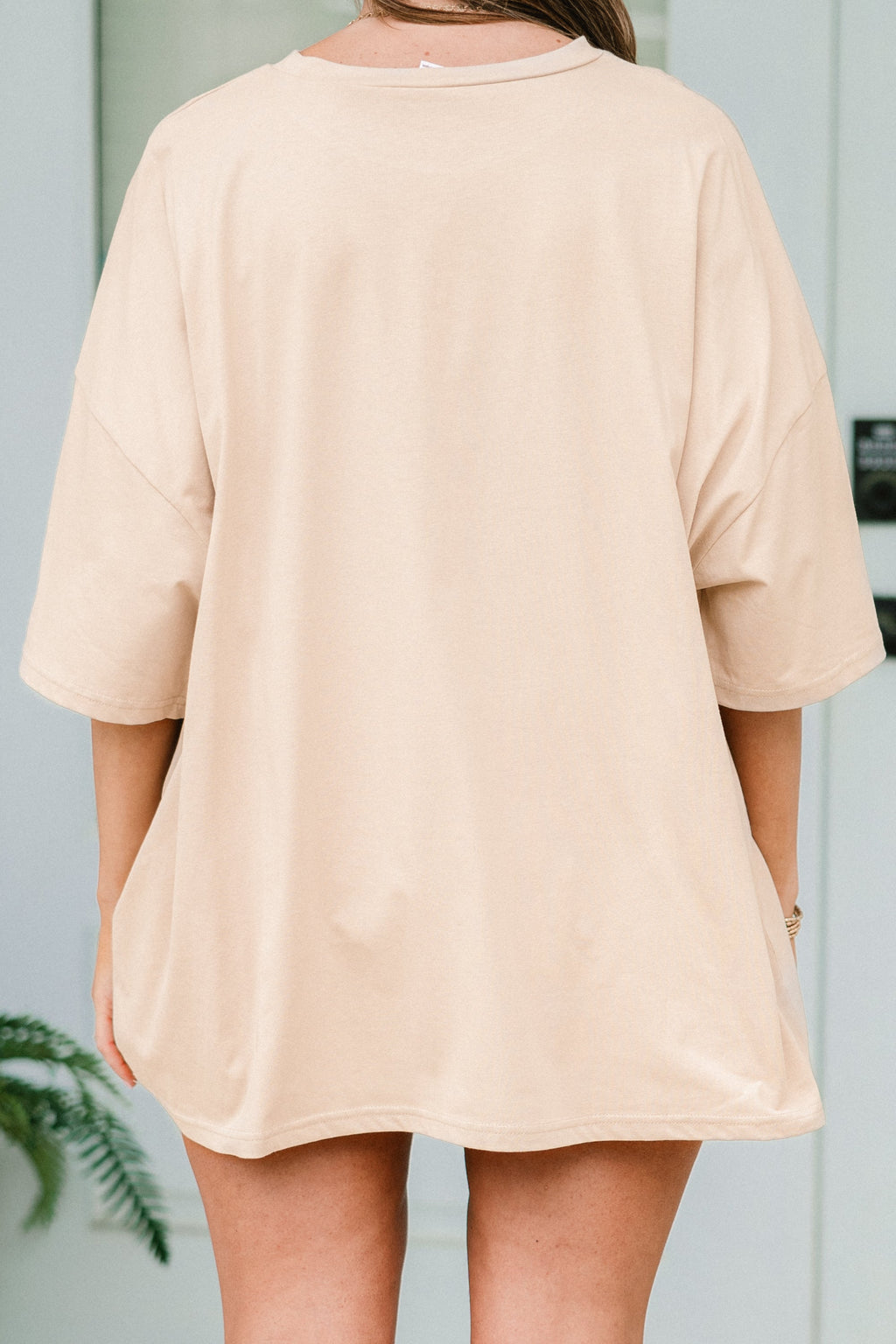Sweet Daisies Boyfriend Tee, Light Mocha