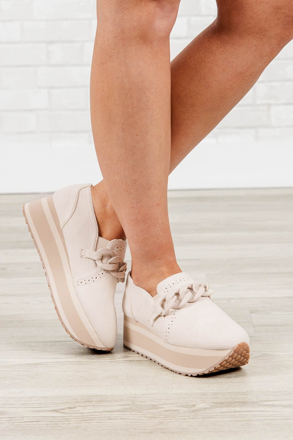 The Higher The Shoe Sneakers, Ivory