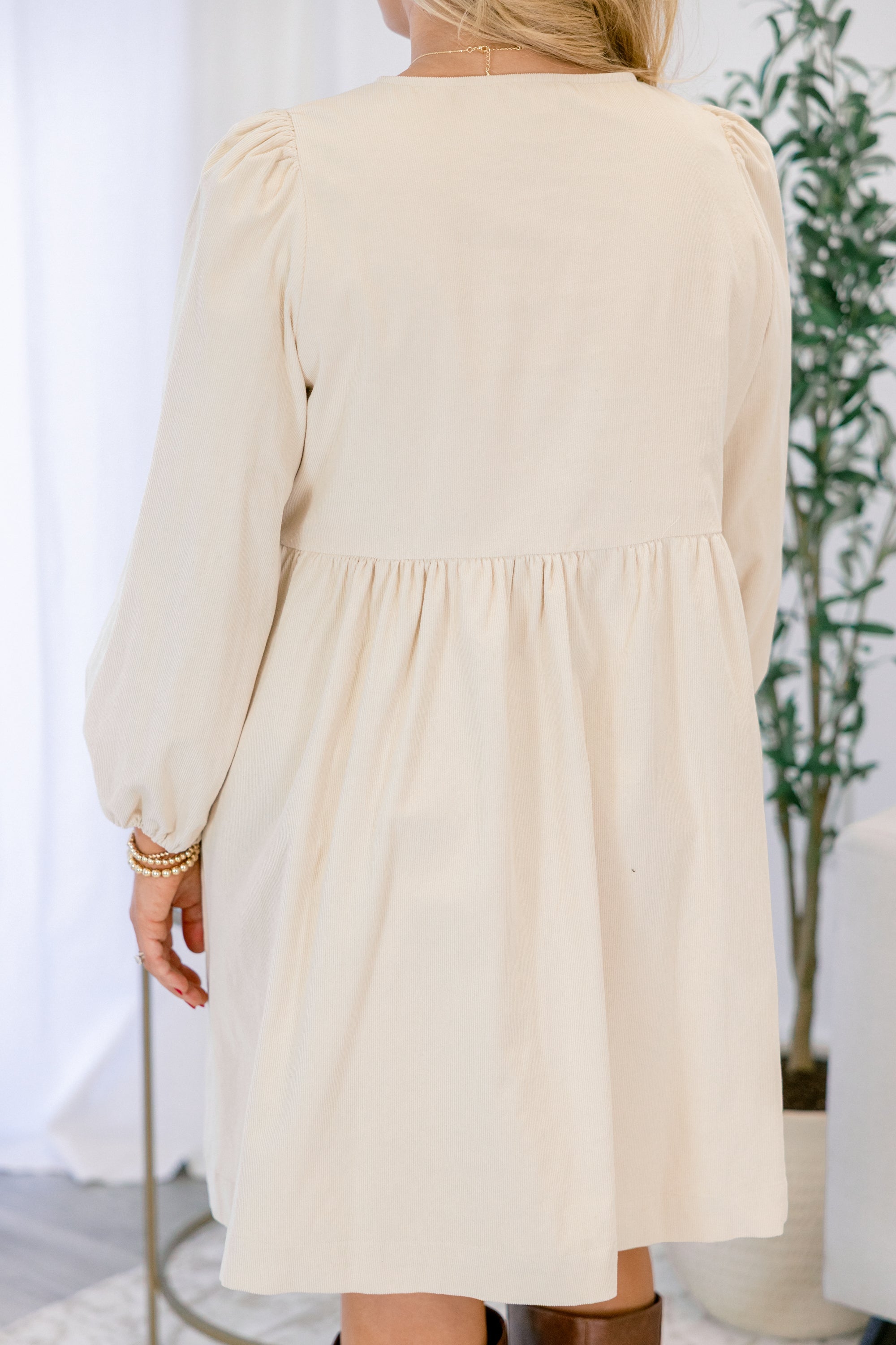 The Way She Blooms Dress, Cream