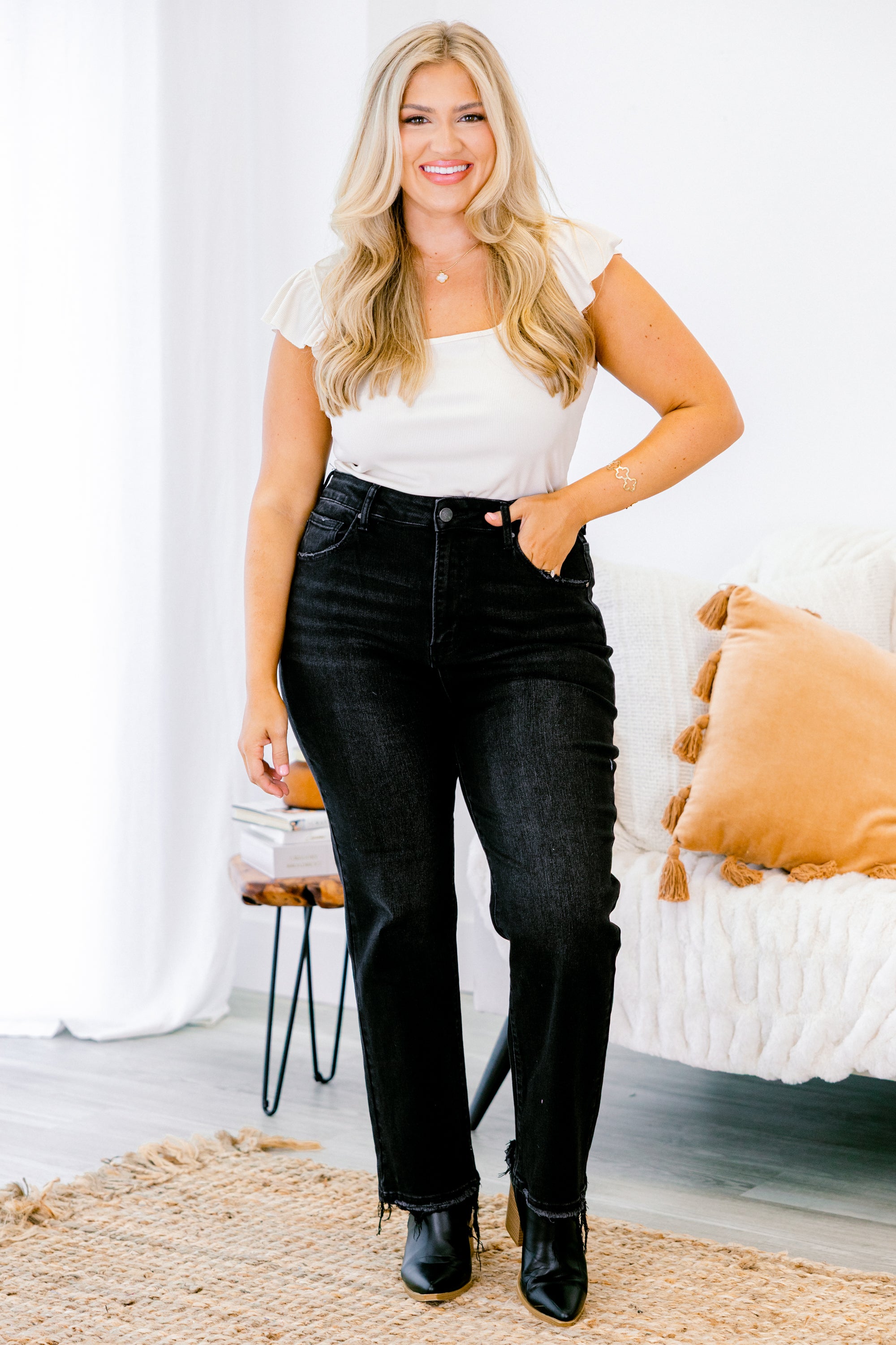 Through The City Jeans, Black