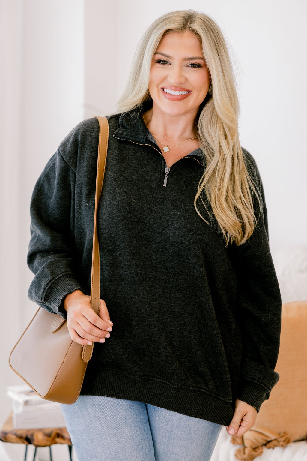 Time To Tell Pullover, Black