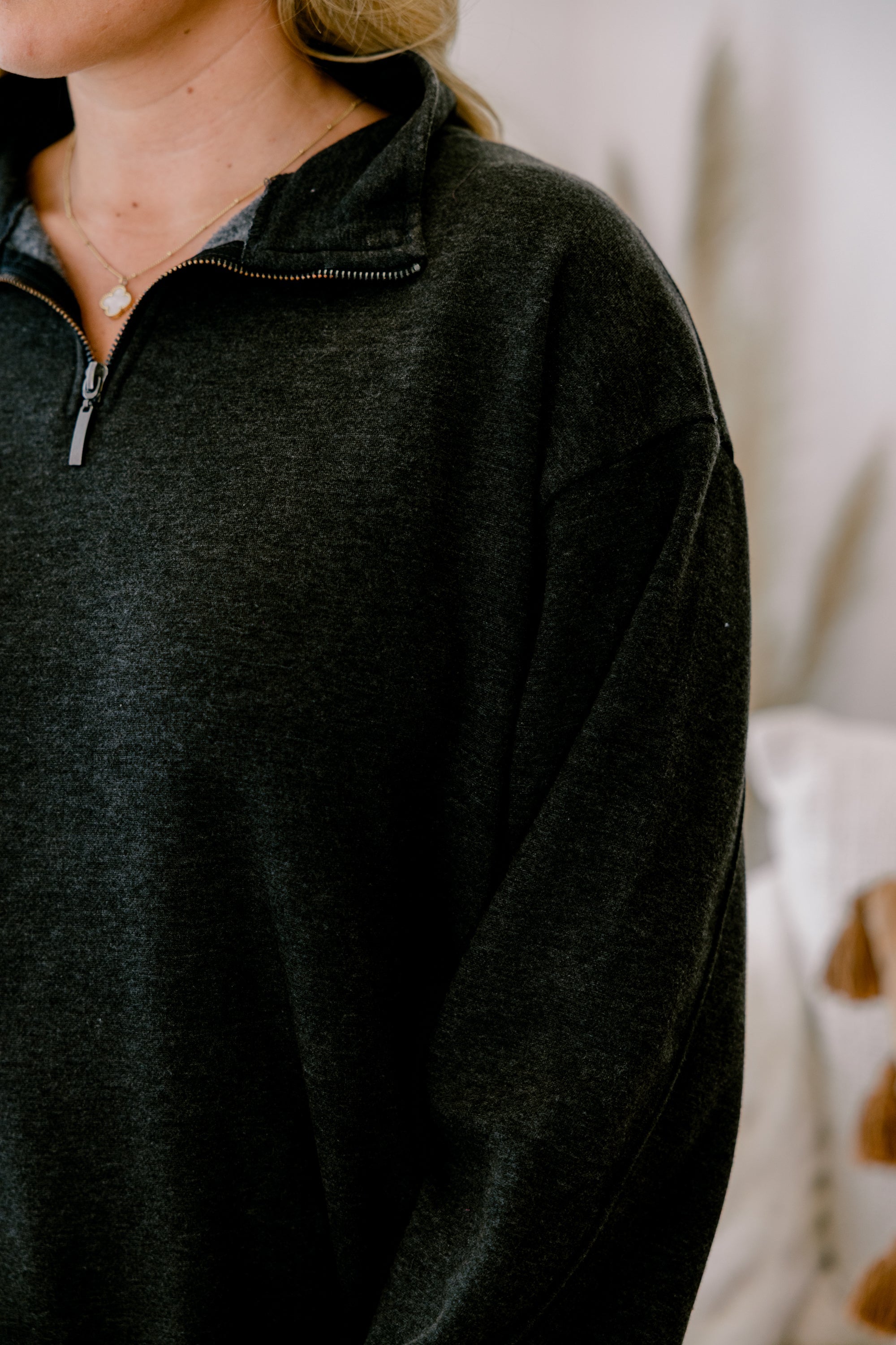 Time To Tell Pullover, Black